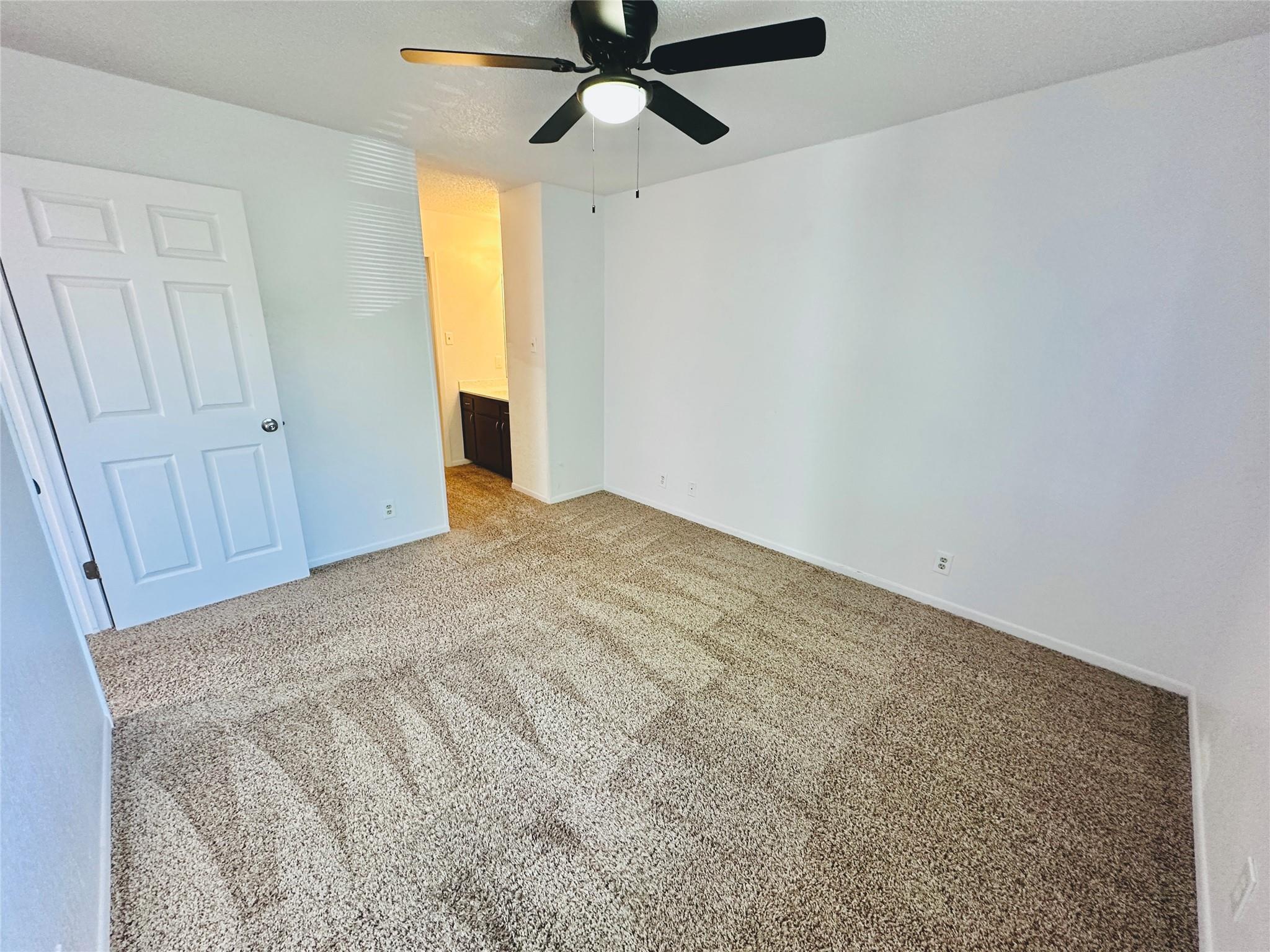 1002 Ridgemont St, Round Rock, TX 78664