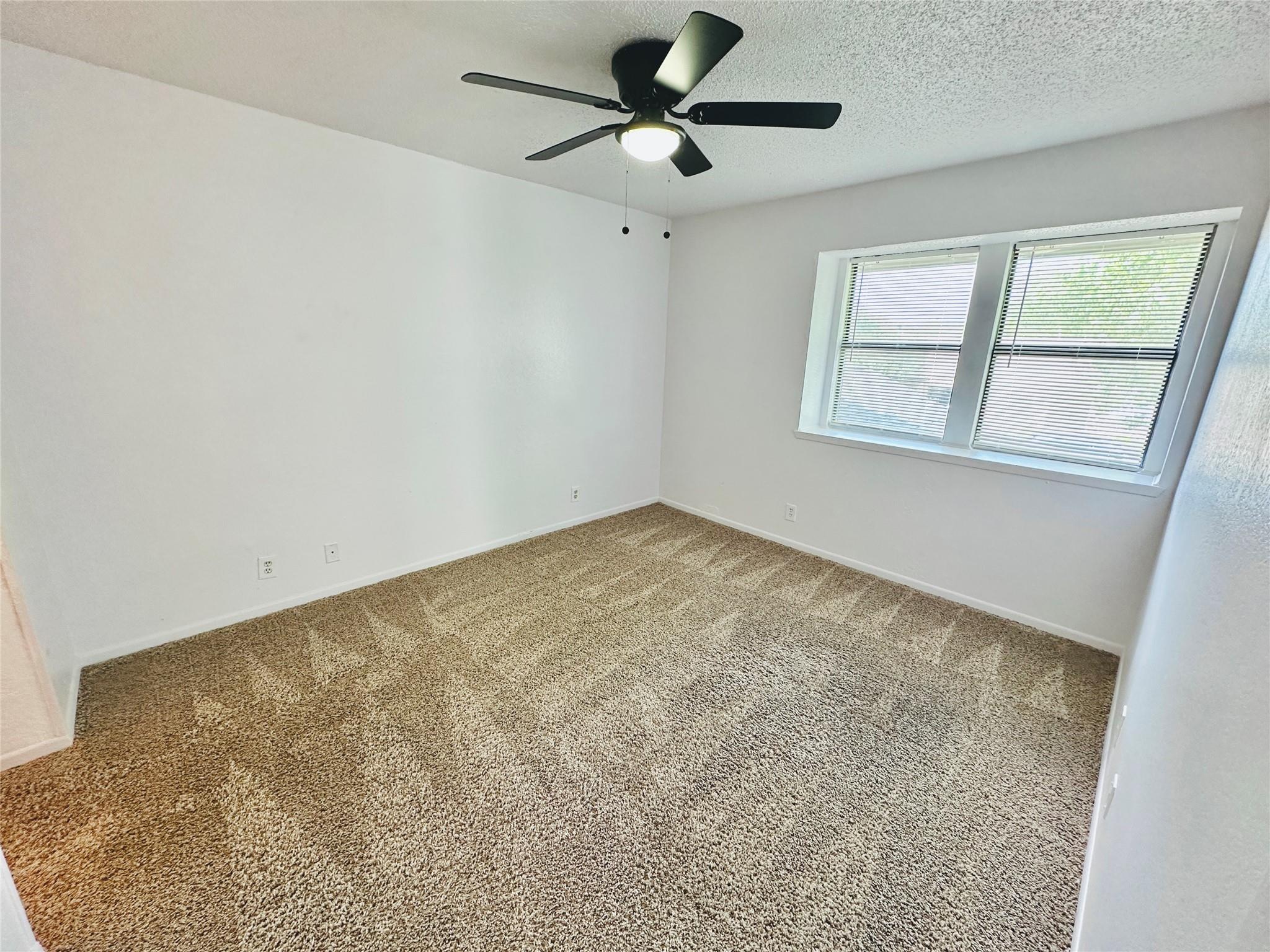 1002 Ridgemont St, Round Rock, TX 78664