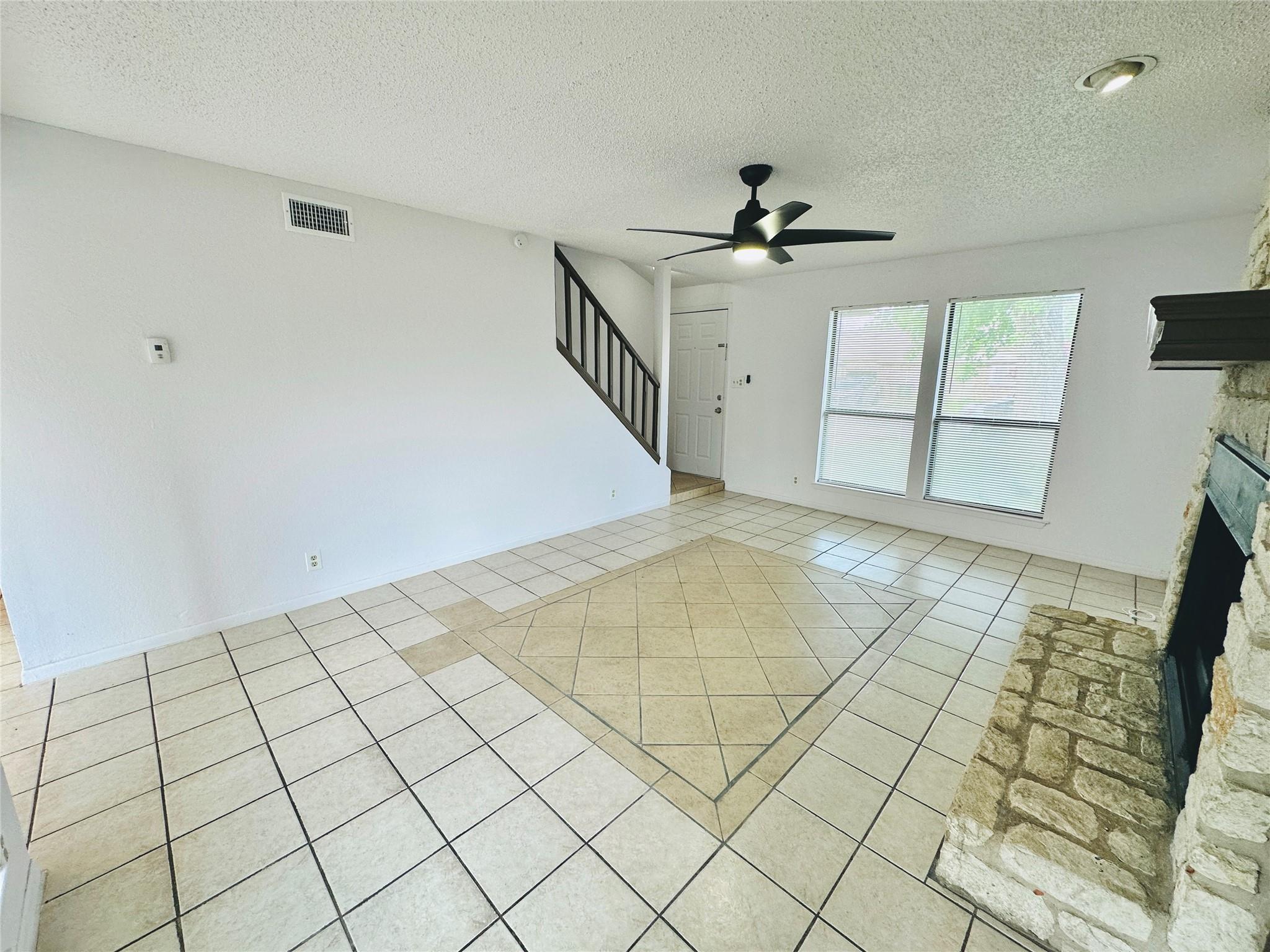 1002 Ridgemont St, Round Rock, TX 78664