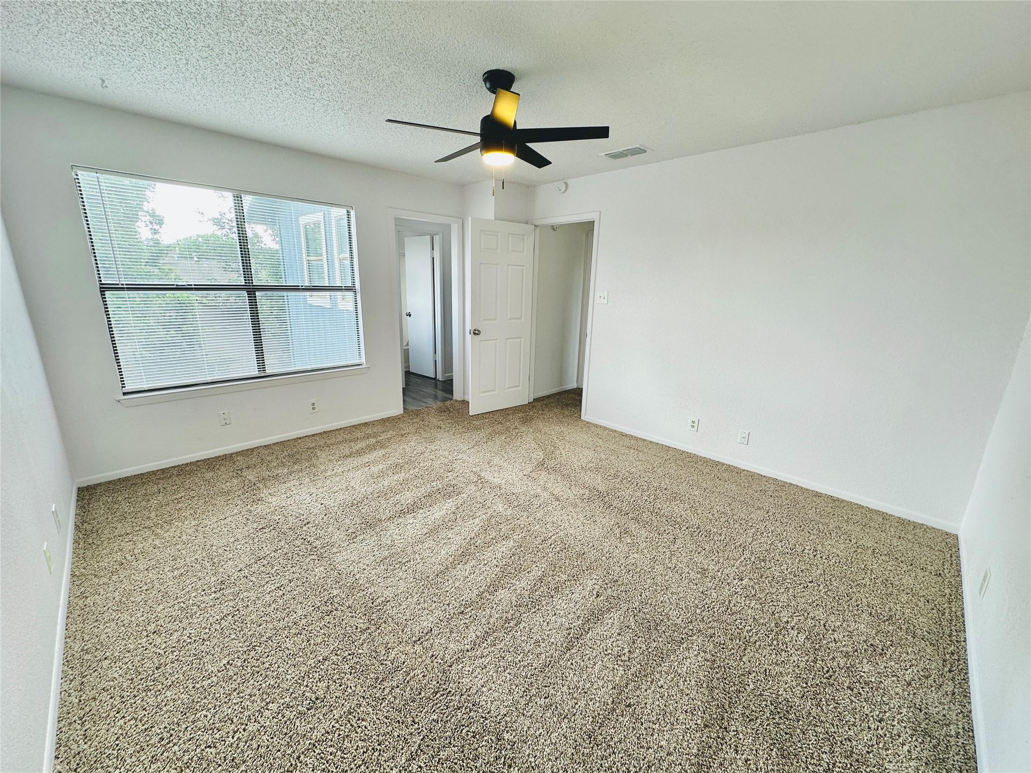 1002 Ridgemont St, Round Rock, TX 78664