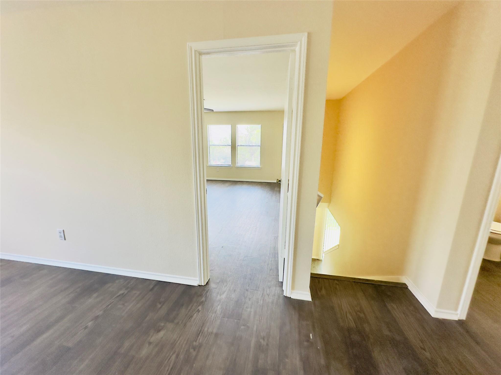 1900 Grassland Dr, Leander, TX 78641