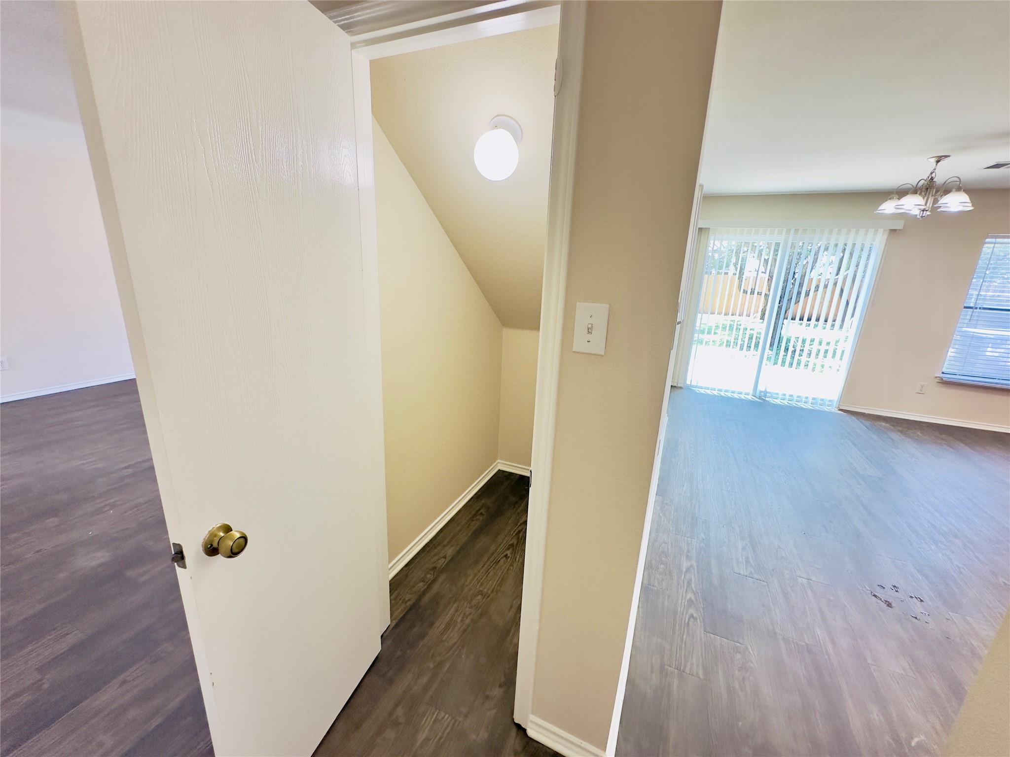 1900 Grassland Dr, Leander, TX 78641