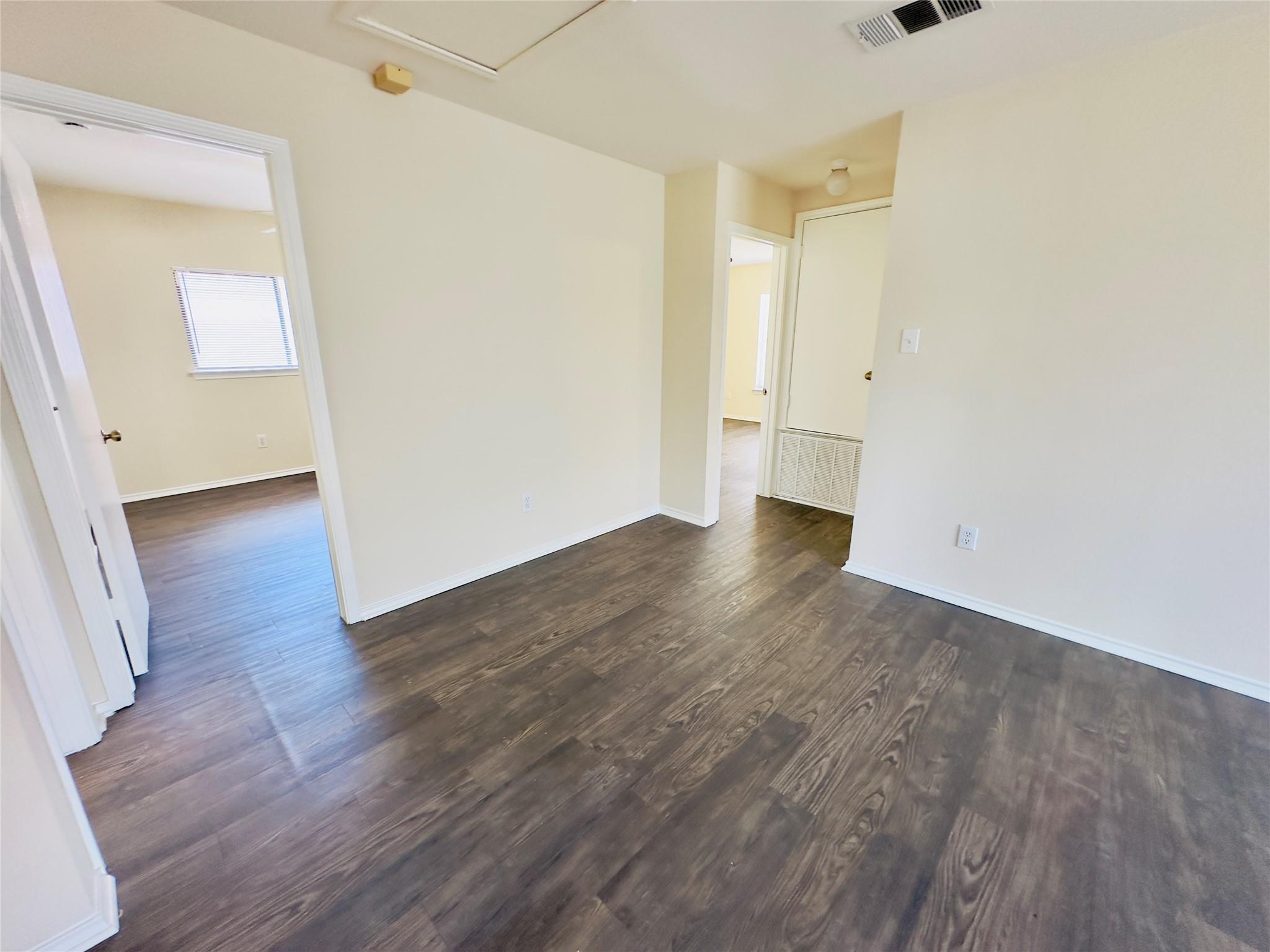 1900 Grassland Dr, Leander, TX 78641