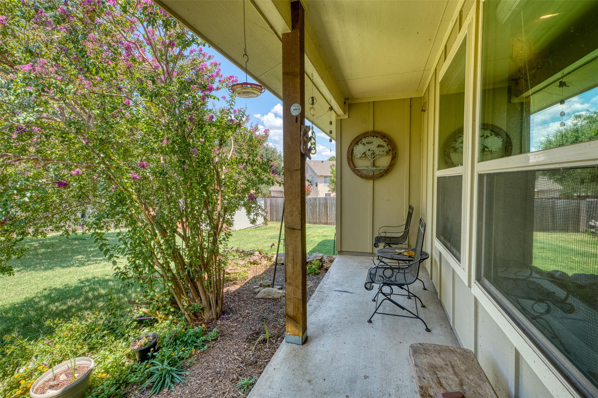 706 Rogart Dr, Spicewood, TX 78669