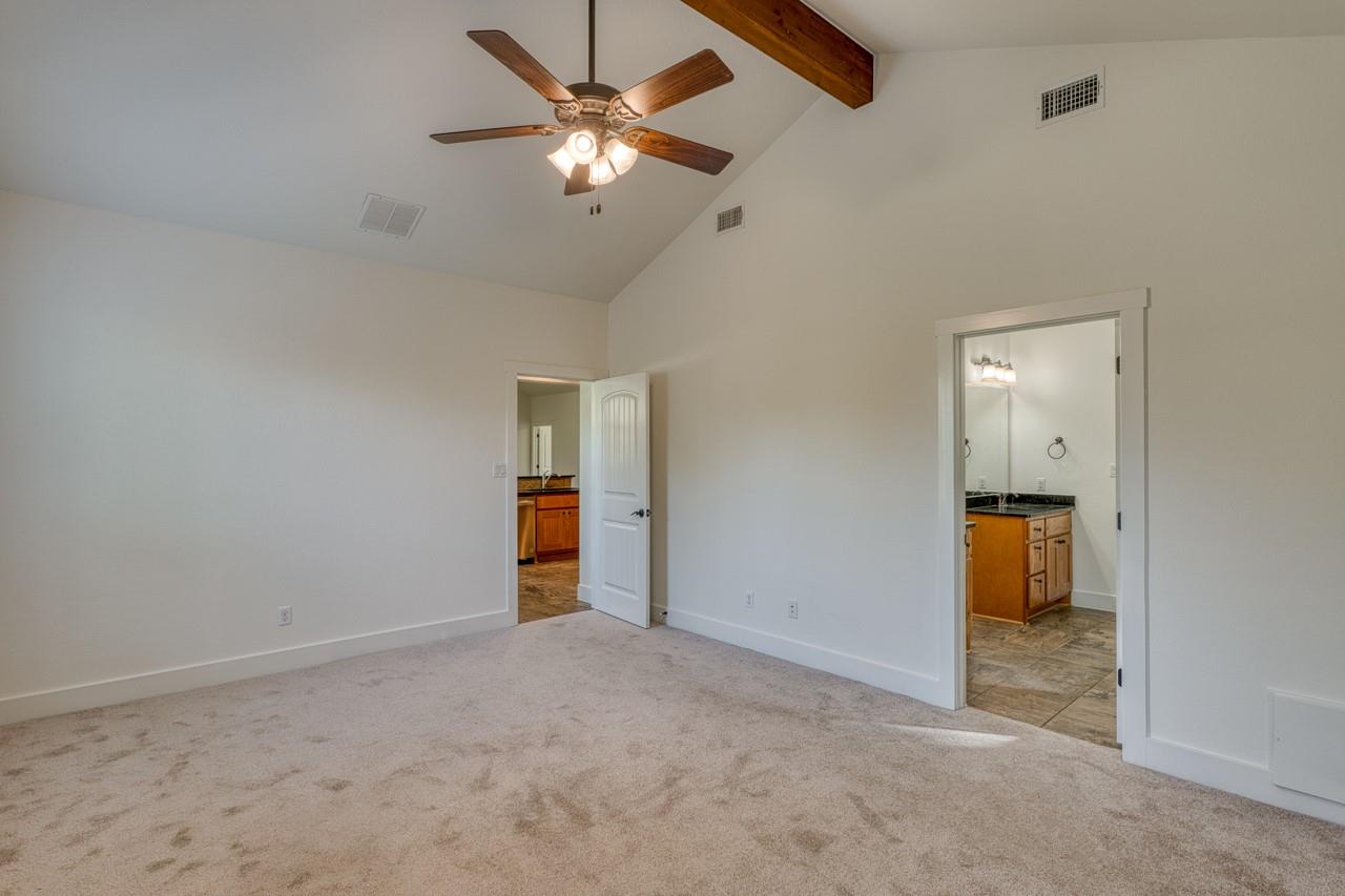 706 Rogart Dr, Spicewood, TX 78669