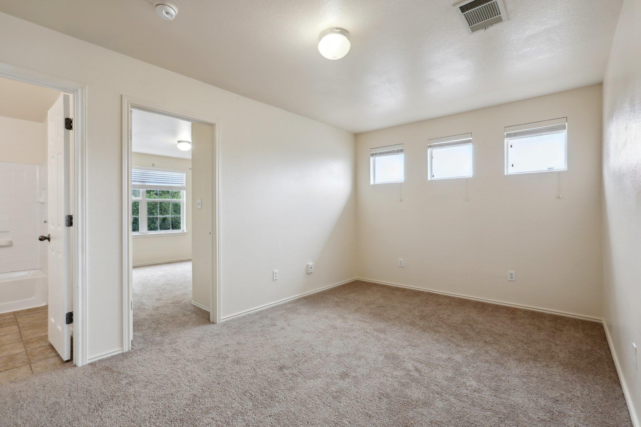 11725 Timber Heights Dr, Austin, TX 78754