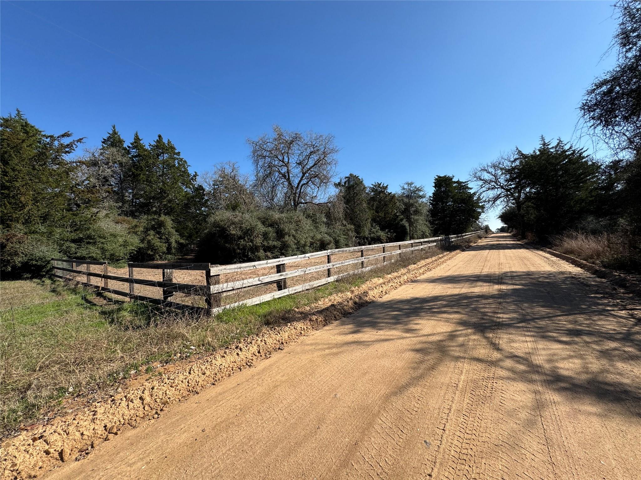 1760 County Road 215, Weimar, TX 78962