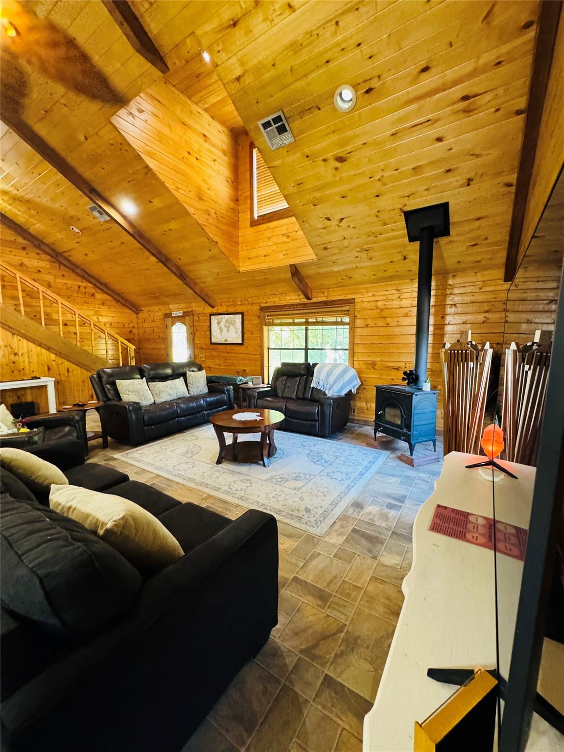 1760 County Road 215, Weimar, TX 78962