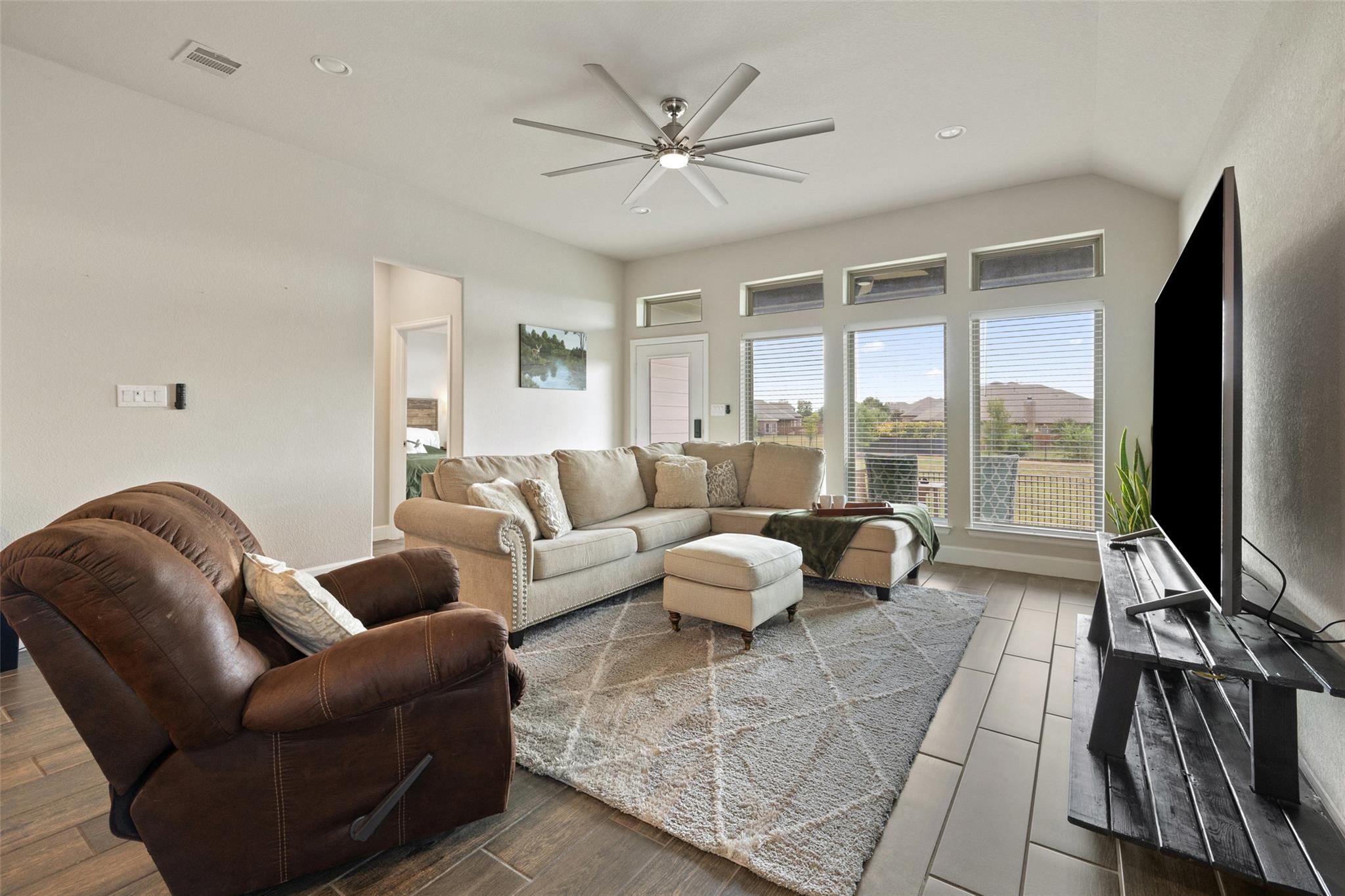 660 Blue Oak Blvd, San Marcos, TX 78666