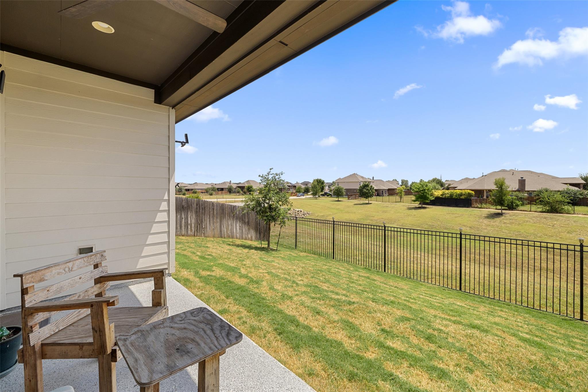 660 Blue Oak Blvd, San Marcos, TX 78666