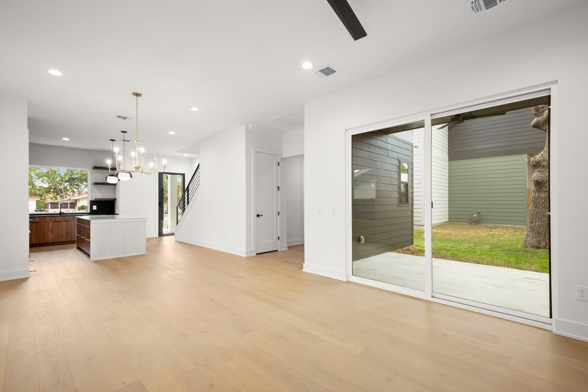 1402 Cotton St, Austin, TX 78702