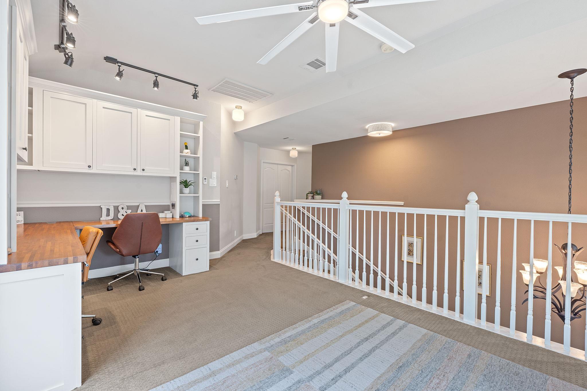 409 Explorer, Lakeway, TX 78734