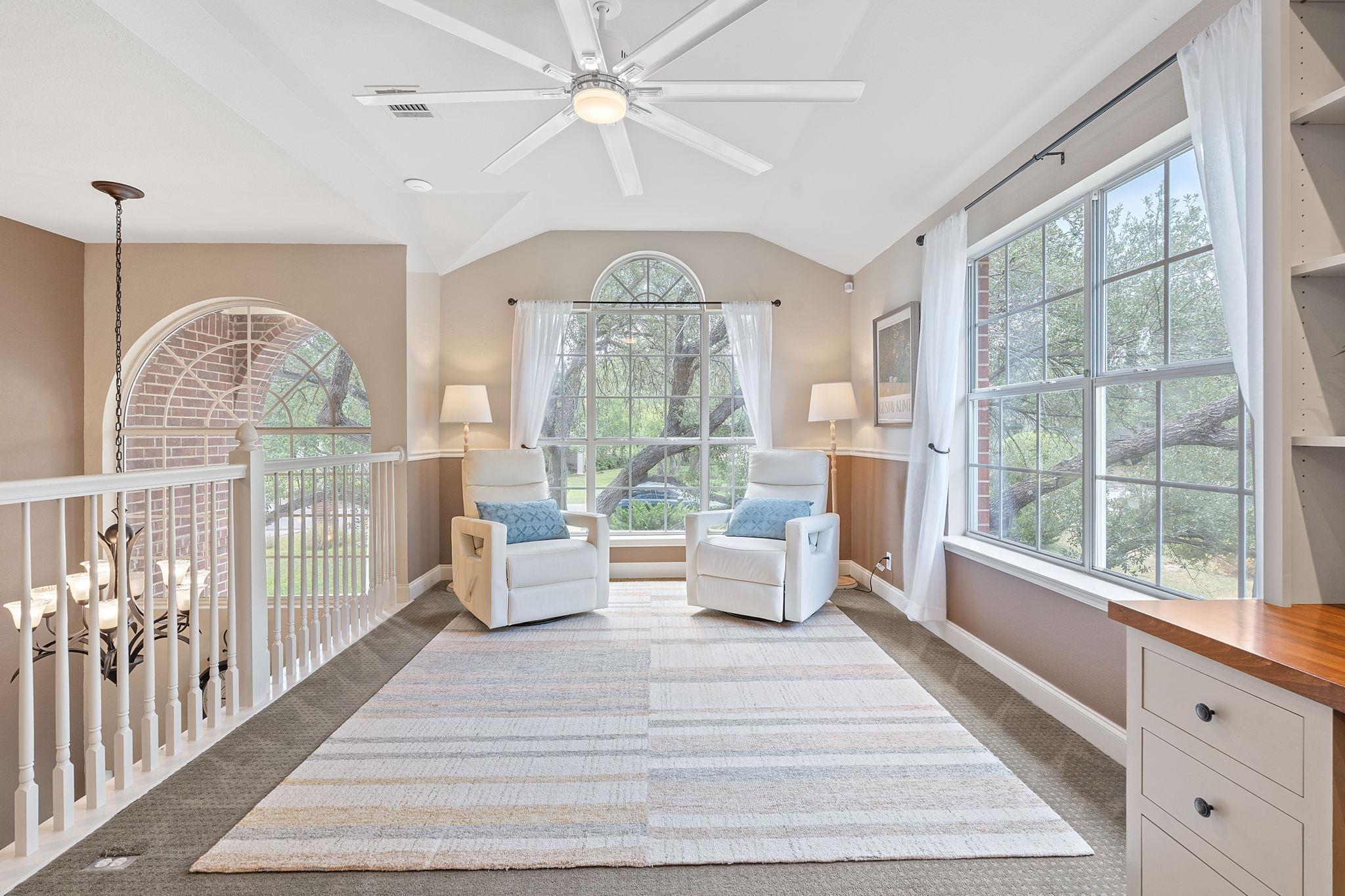 409 Explorer, Lakeway, TX 78734