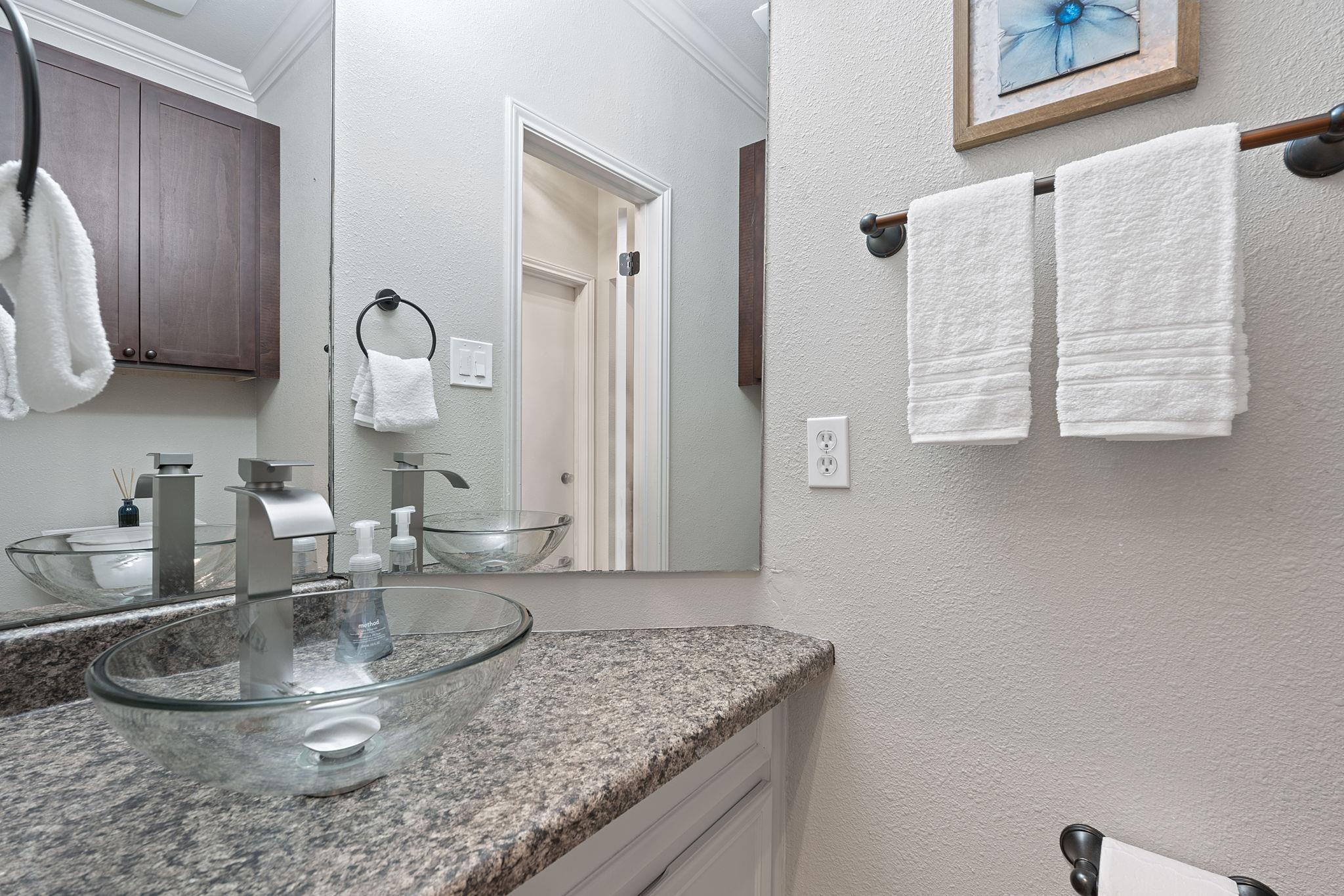 409 Explorer, Lakeway, TX 78734