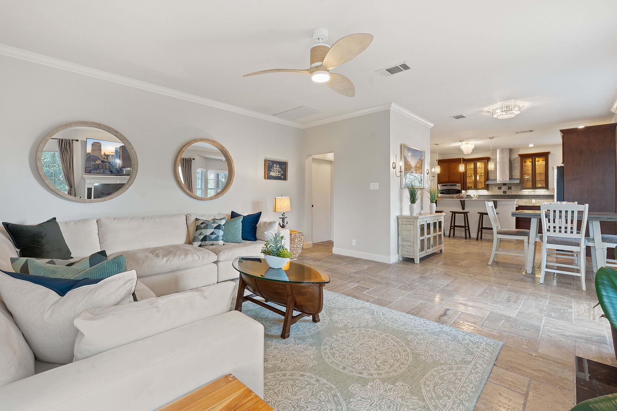 409 Explorer, Lakeway, TX 78734