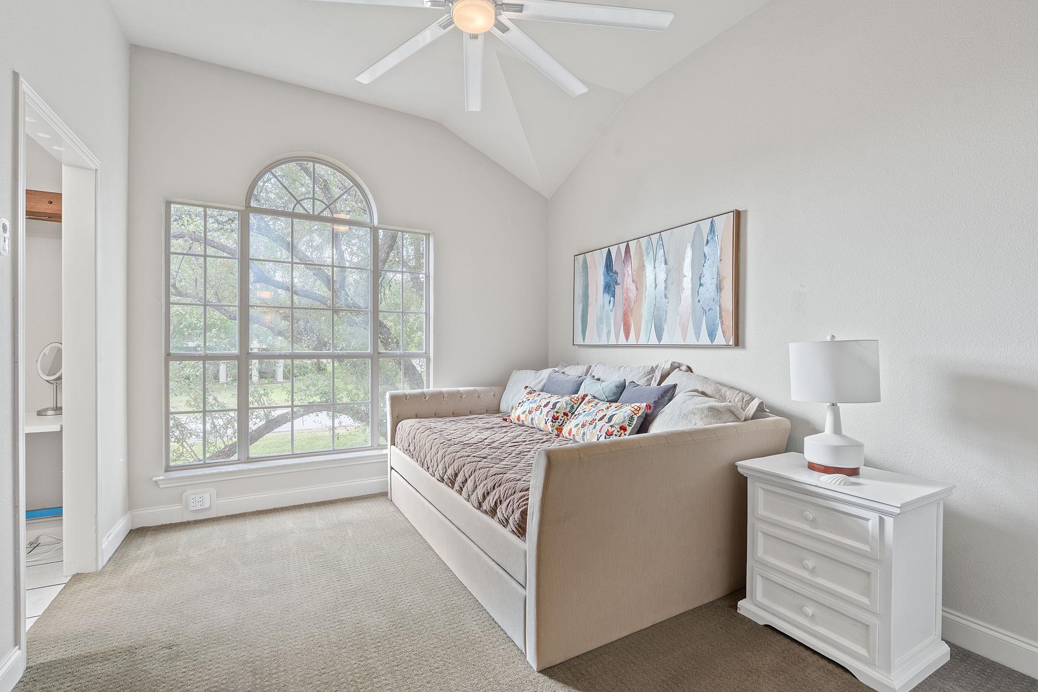 409 Explorer, Lakeway, TX 78734