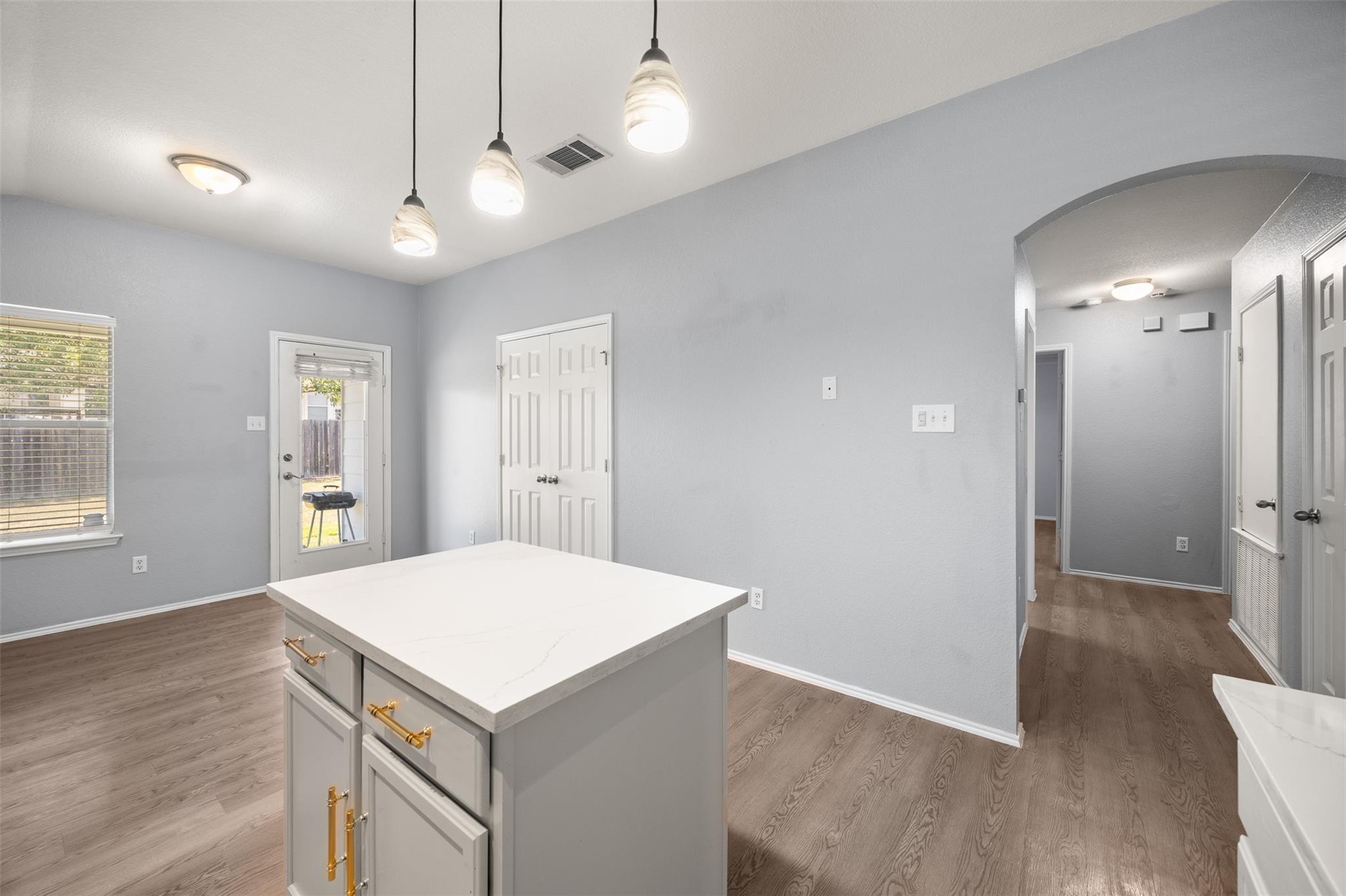 180 Firebush Way, Buda, TX 78610