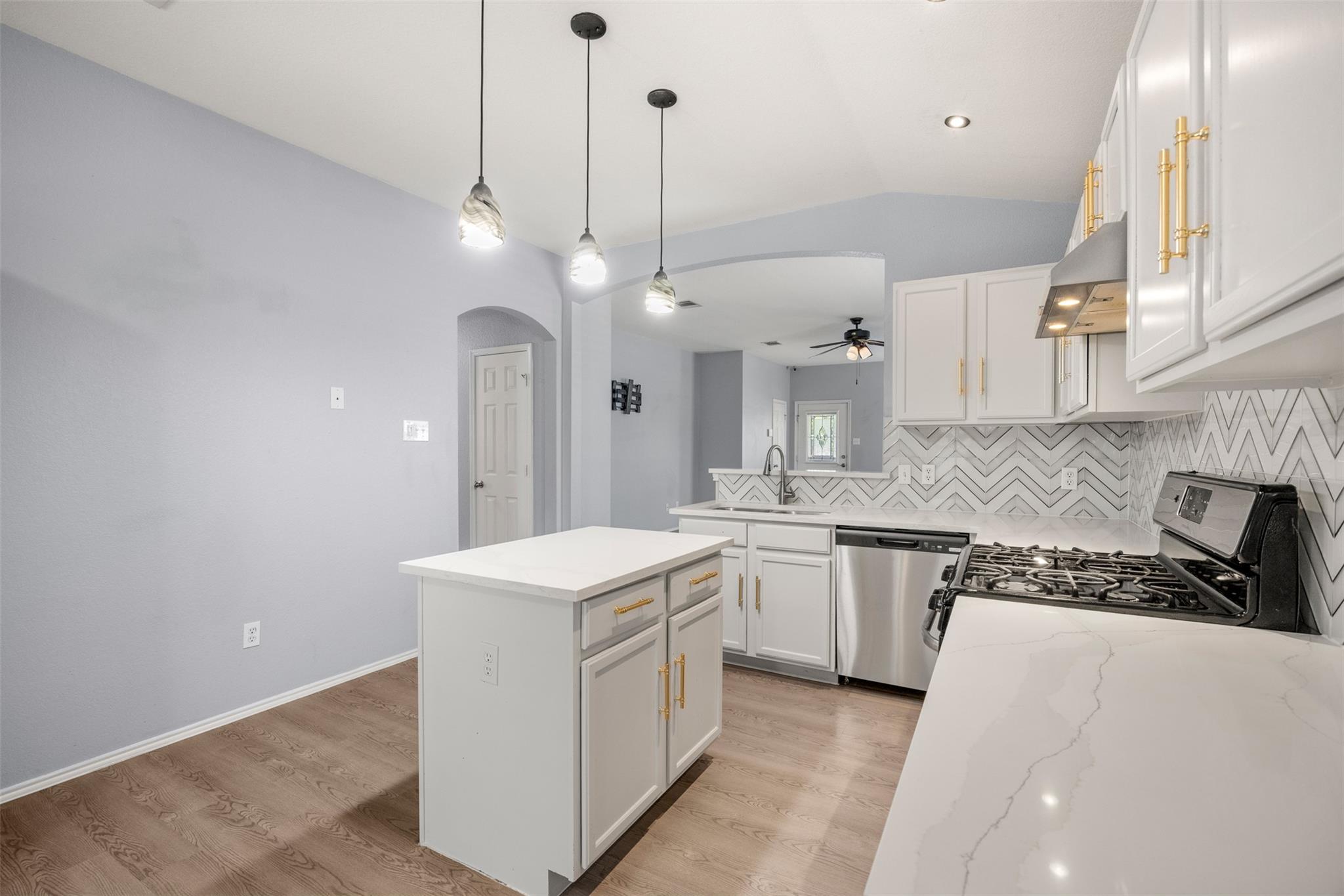 180 Firebush Way, Buda, TX 78610