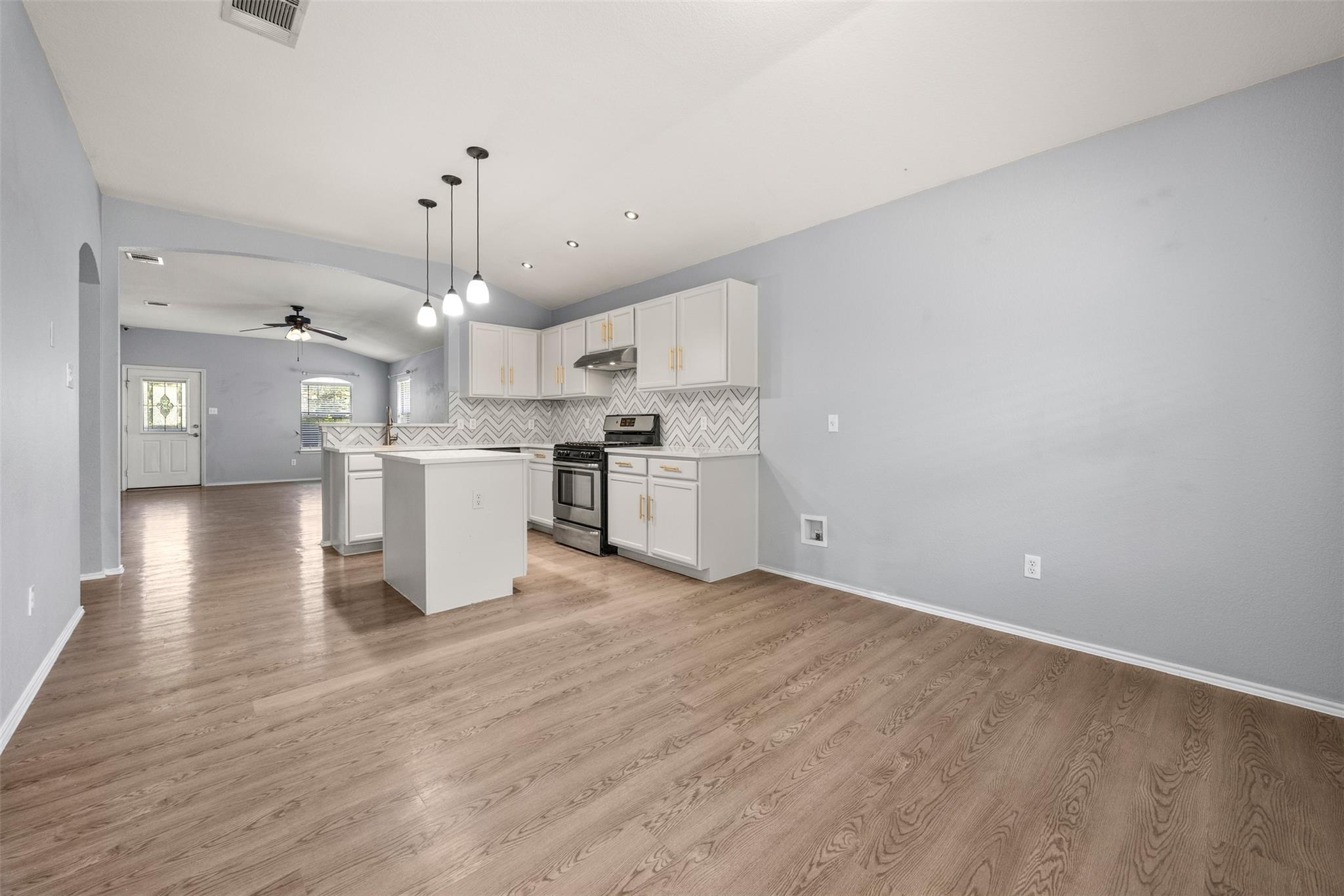 180 Firebush Way, Buda, TX 78610