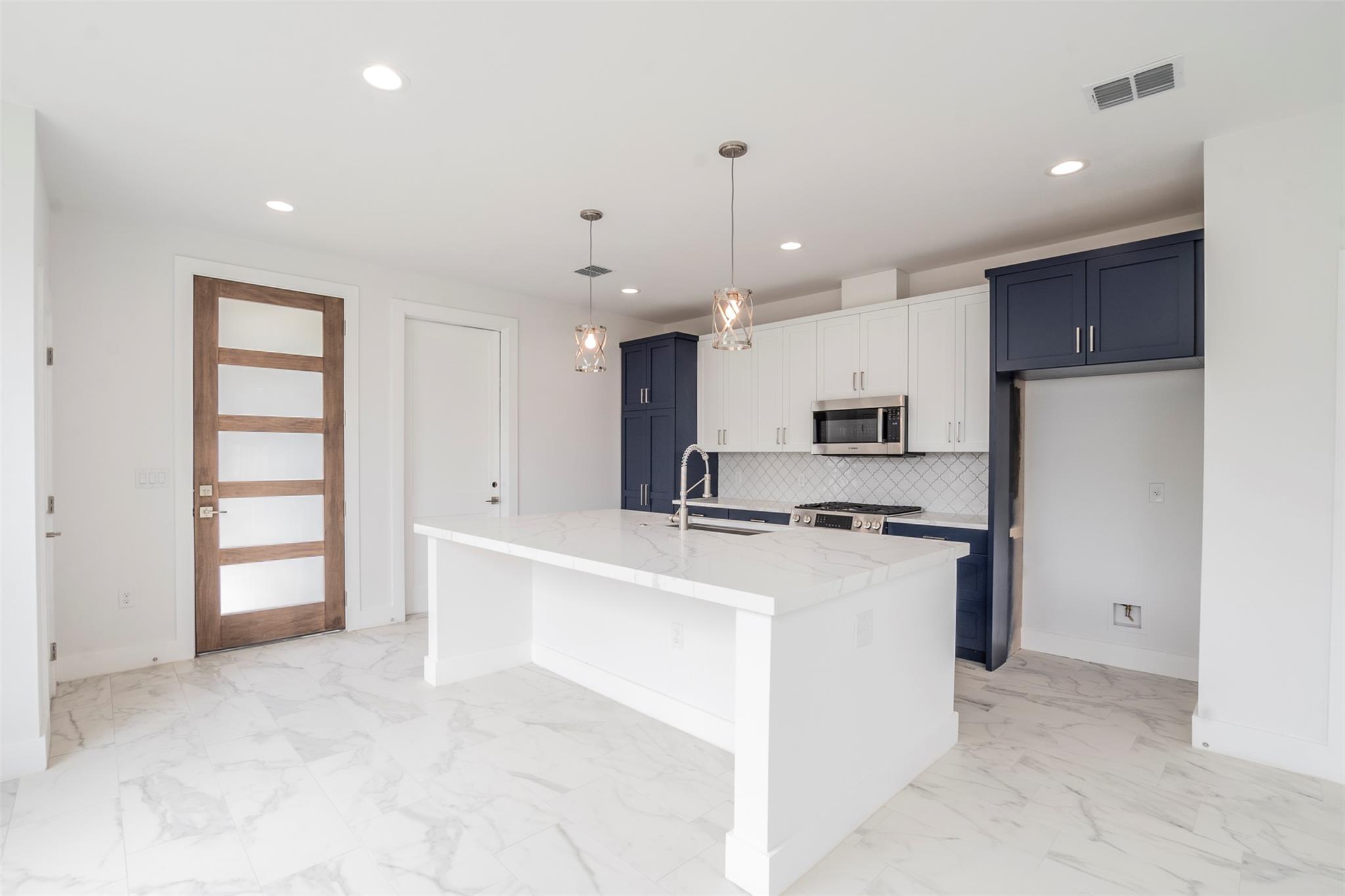 616 W Dittmar Rd, Austin, TX 78745