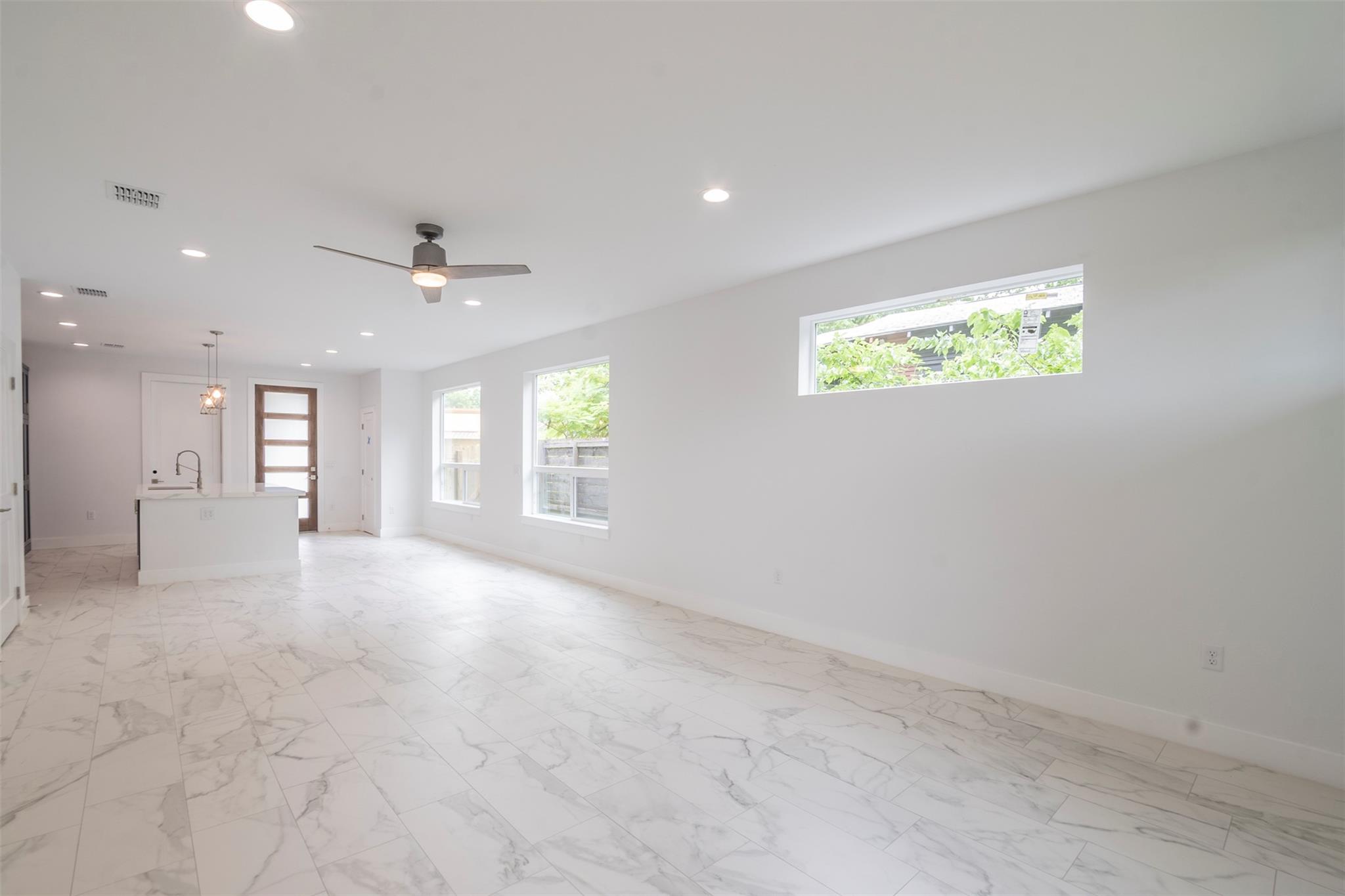 616 W Dittmar Rd, Austin, TX 78745