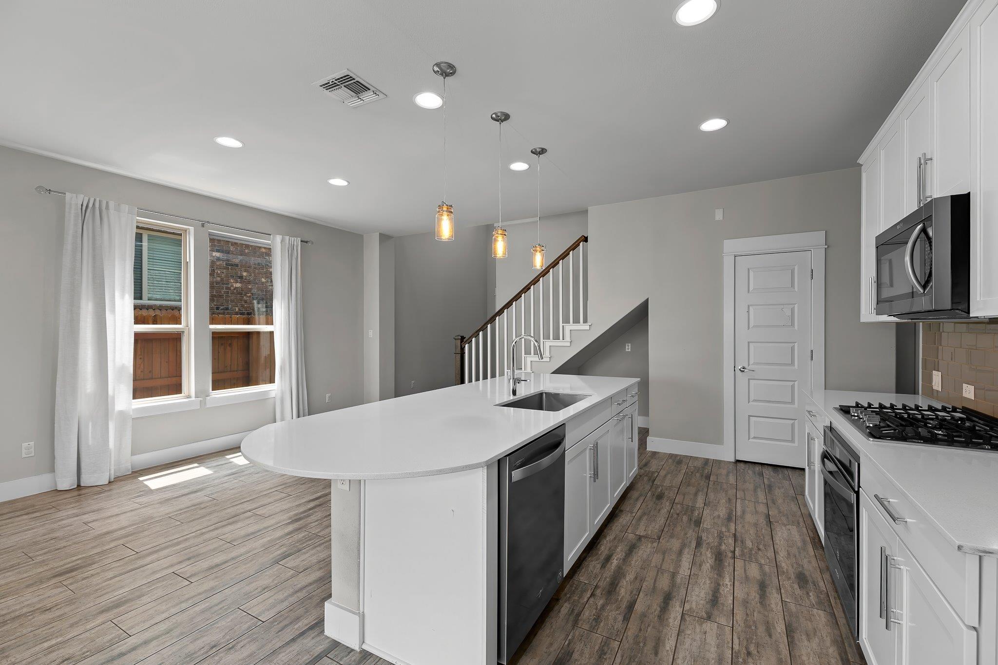 19010 Medio Cv, Austin, TX 78738