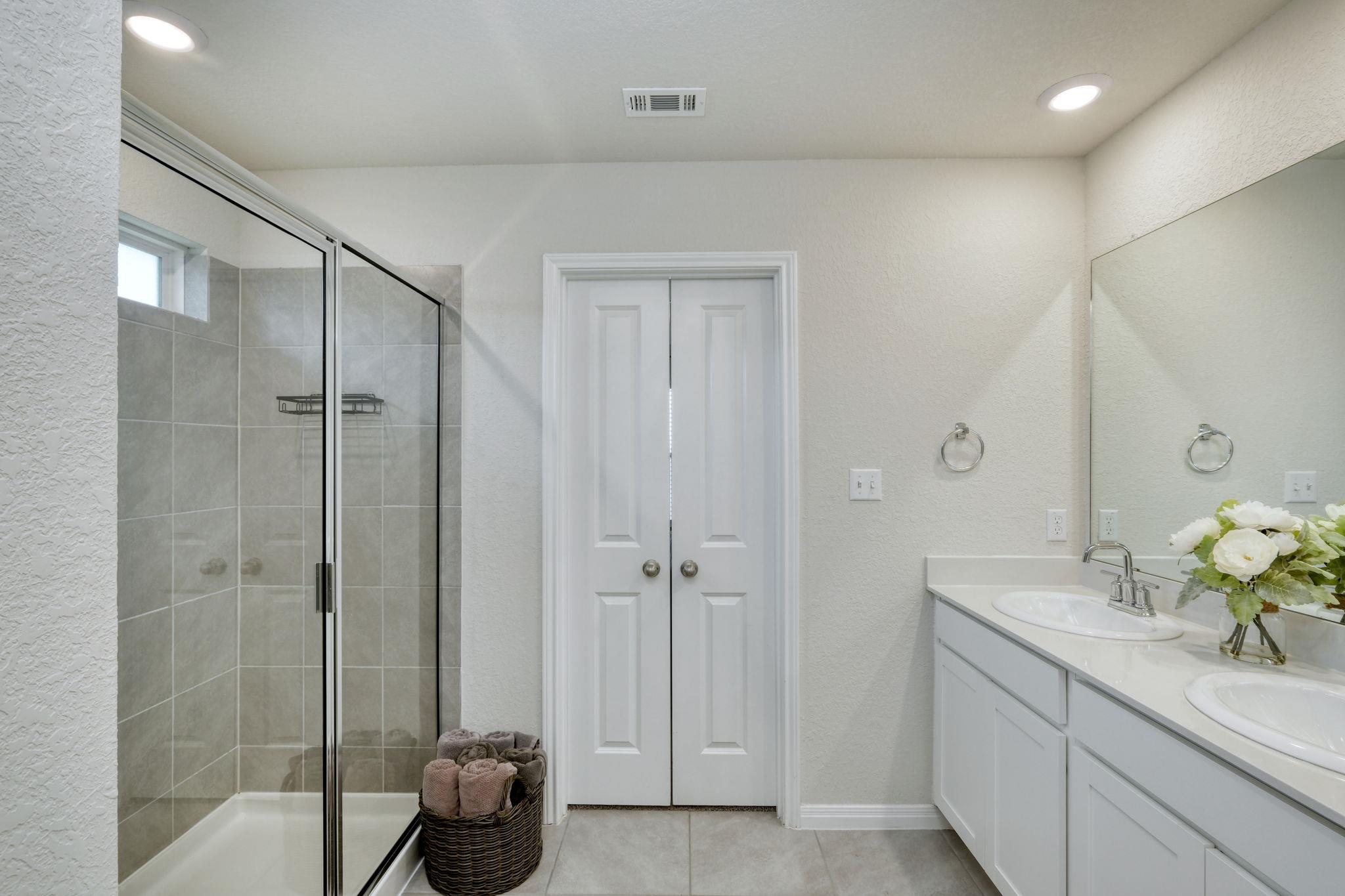 109 E Morning Dawn Ln, Georgetown, TX 78628