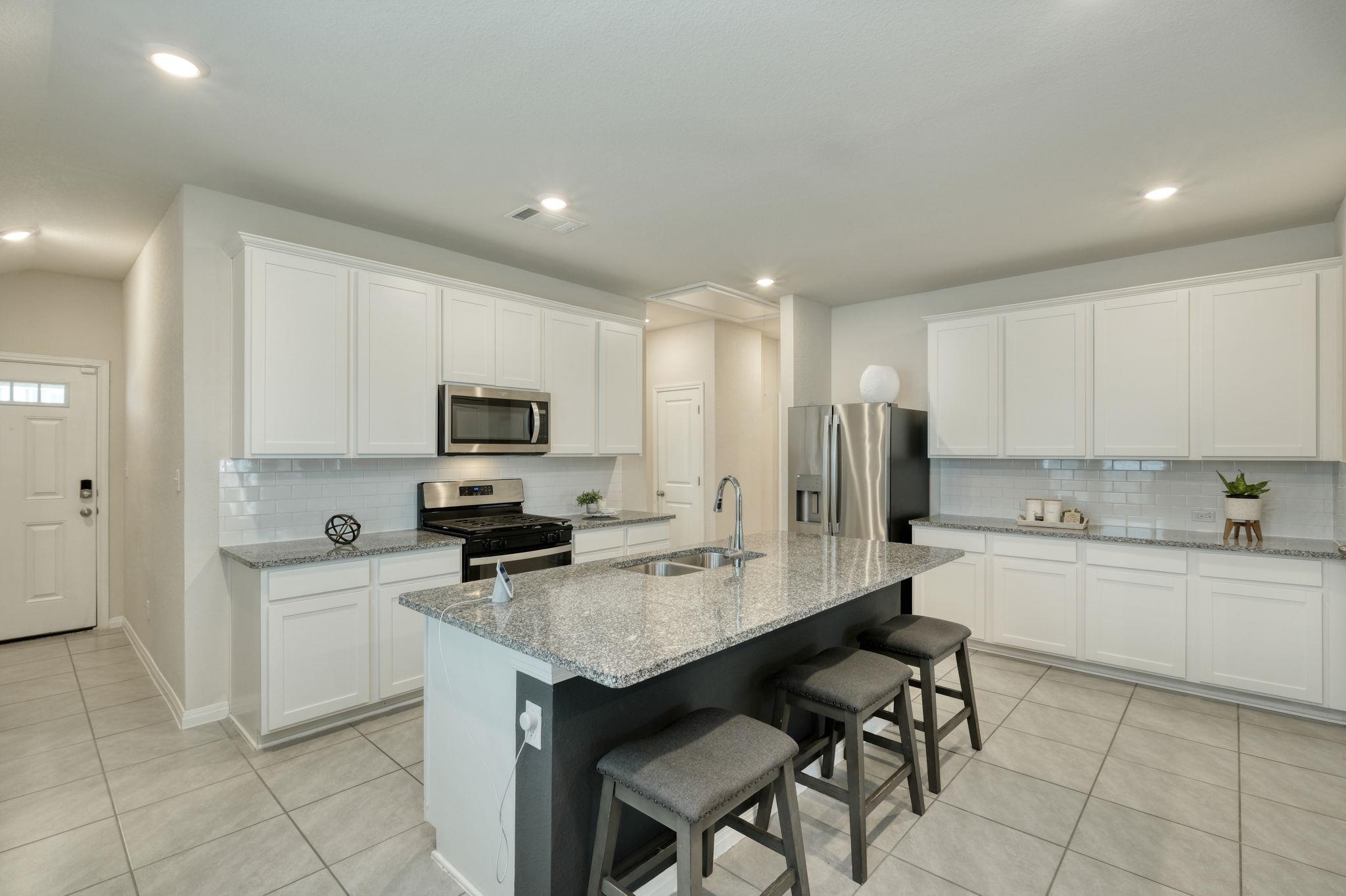 109 E Morning Dawn Ln, Georgetown, TX 78628