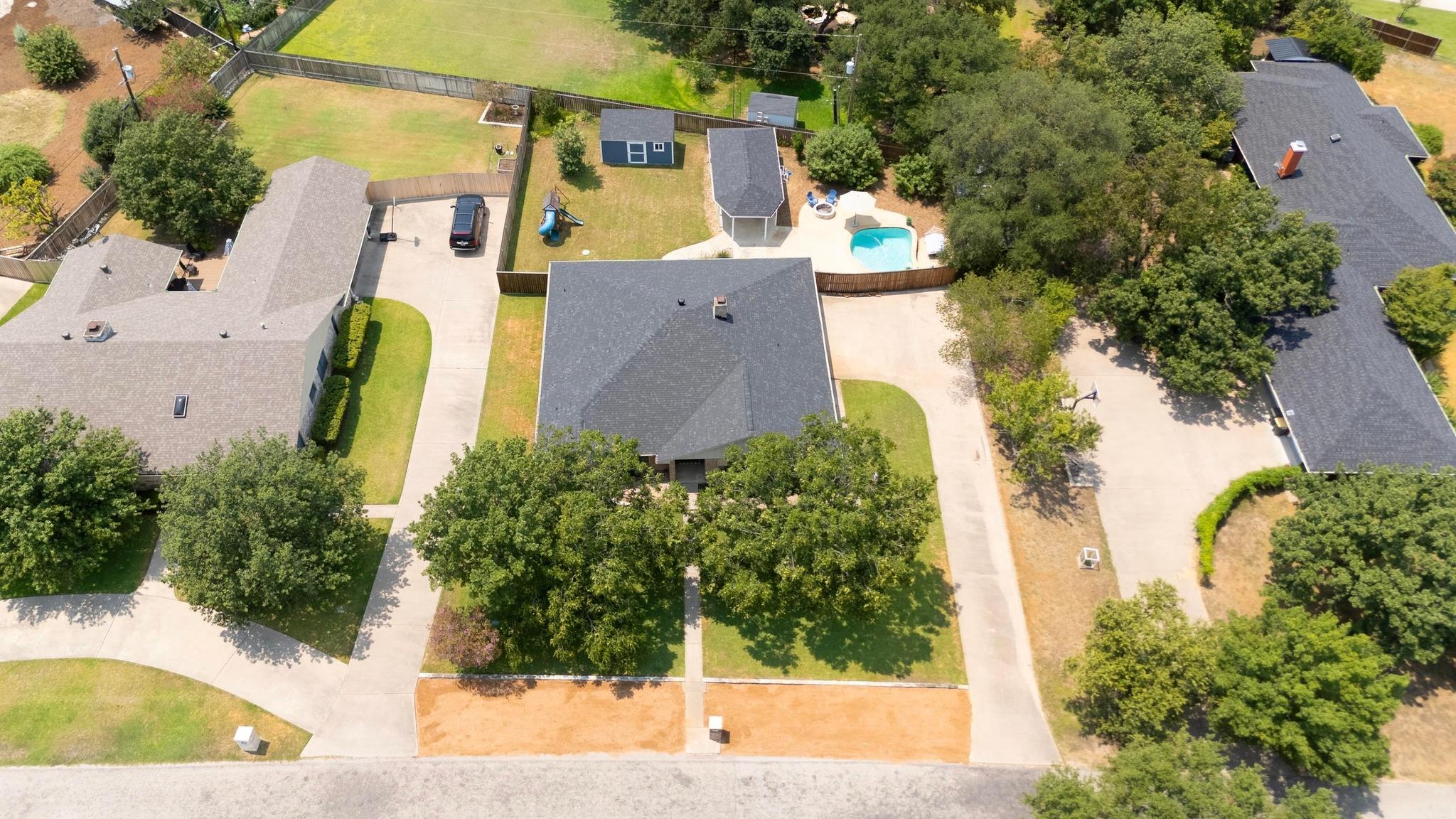 1112 Indian Trl, Salado, TX 76571