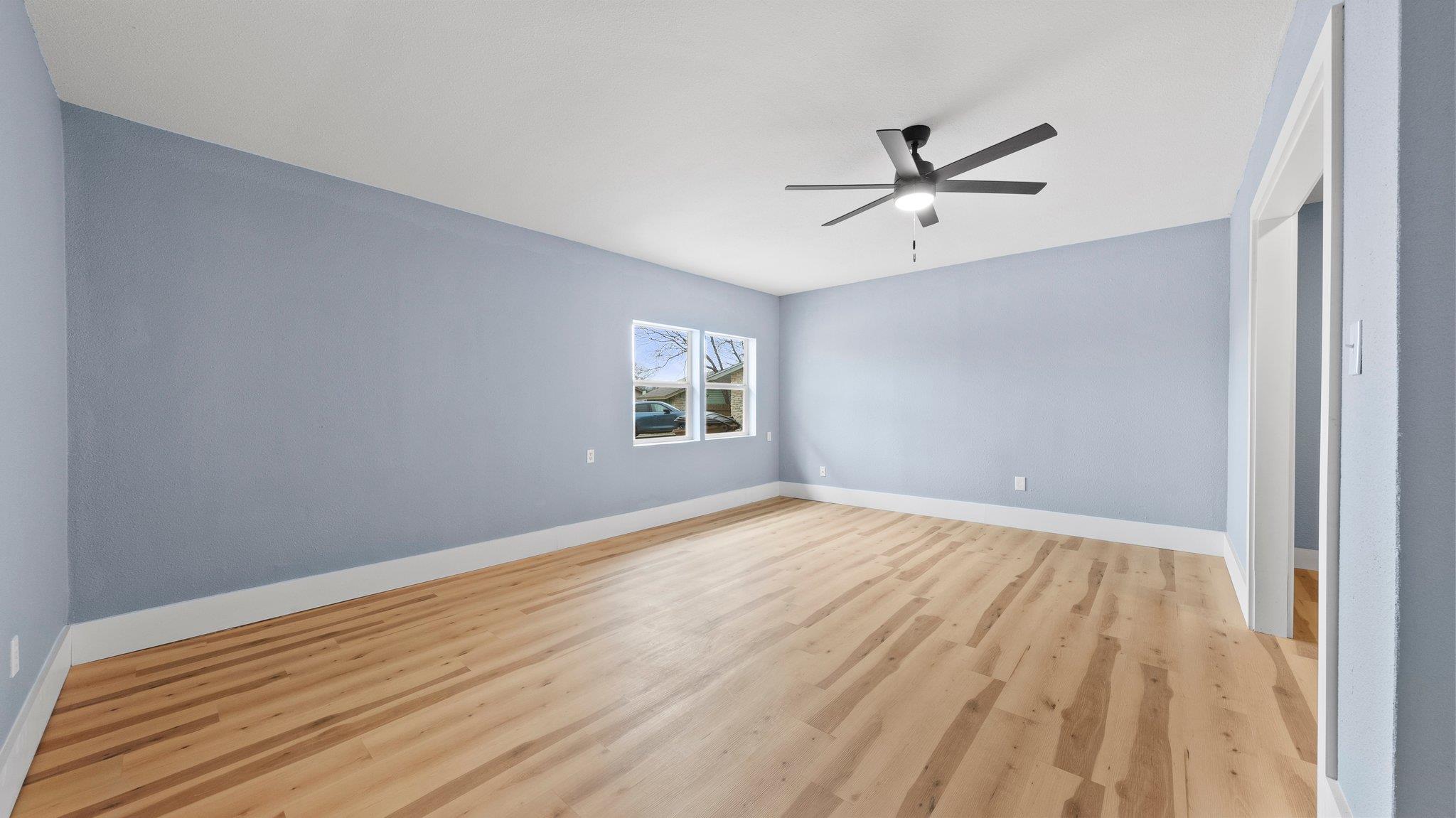 1112 Village Green Dr, Austin, TX 78753