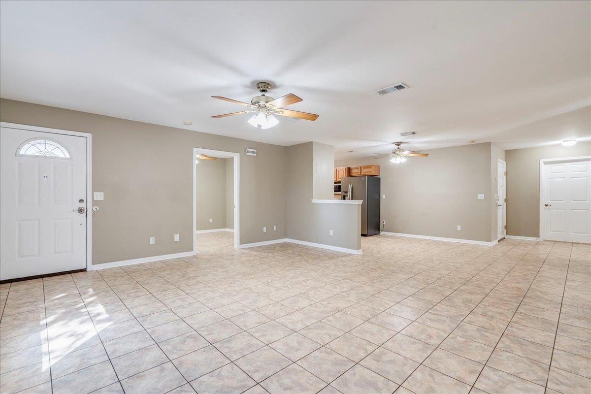 1004 Misty Acres Dr, New Braunfels, TX 78130