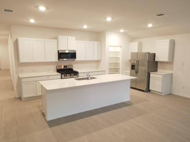 121 Keefer, Kyle, TX 78640