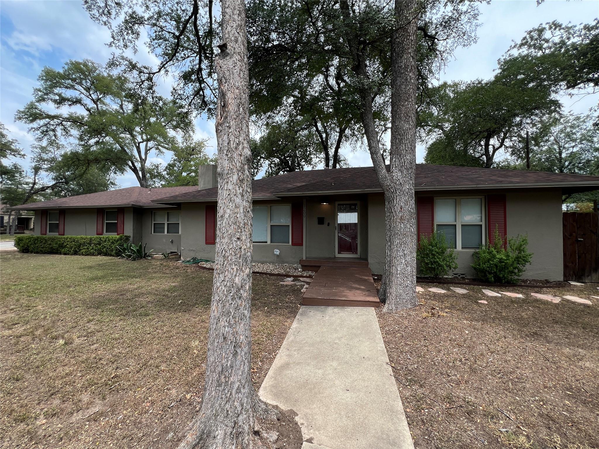 1200 Bentwood Rd, Austin, TX 78722