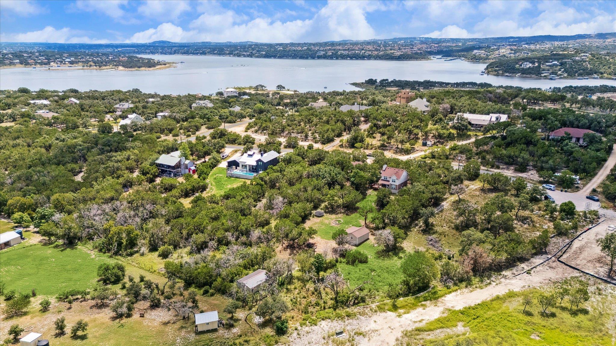 1102 Debco Ln, Spicewood, TX 78669