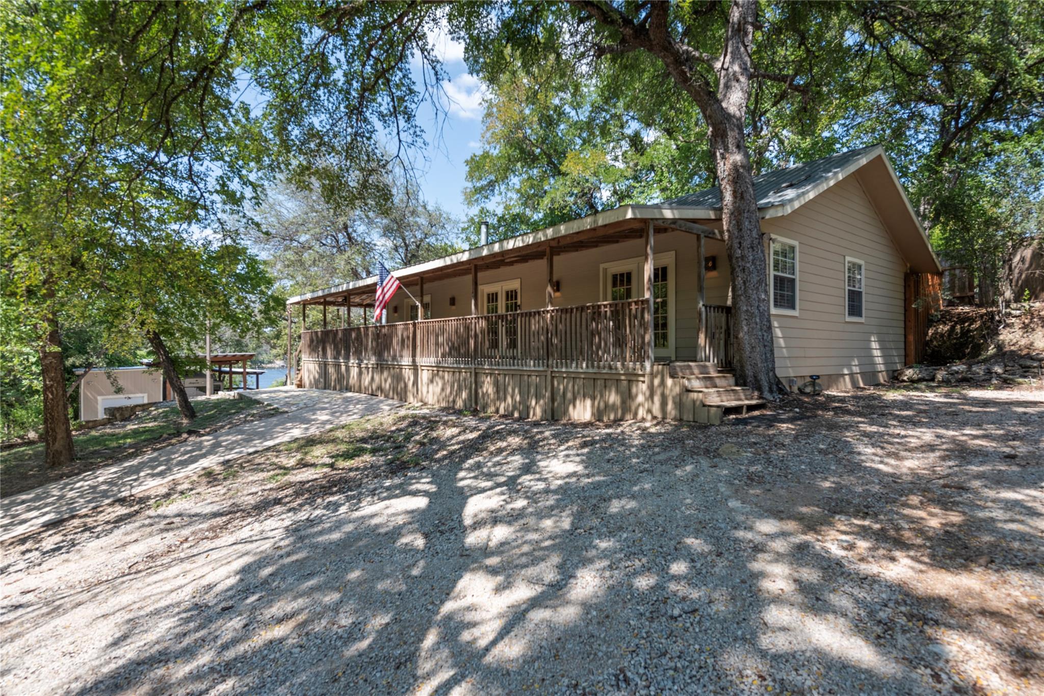 115 Vicinity Trl, Spicewood, TX 78669