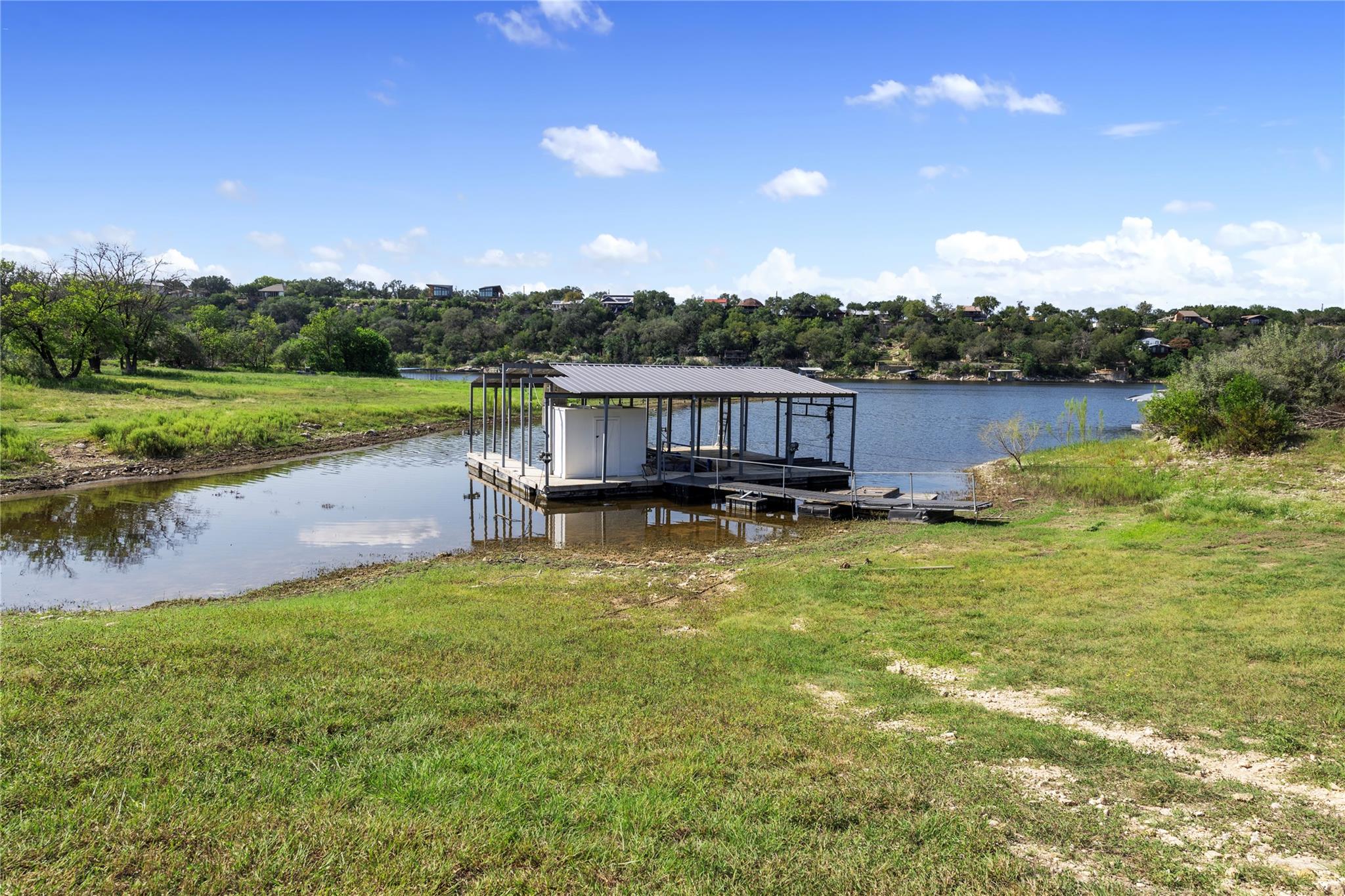 115 Vicinity Trl, Spicewood, TX 78669