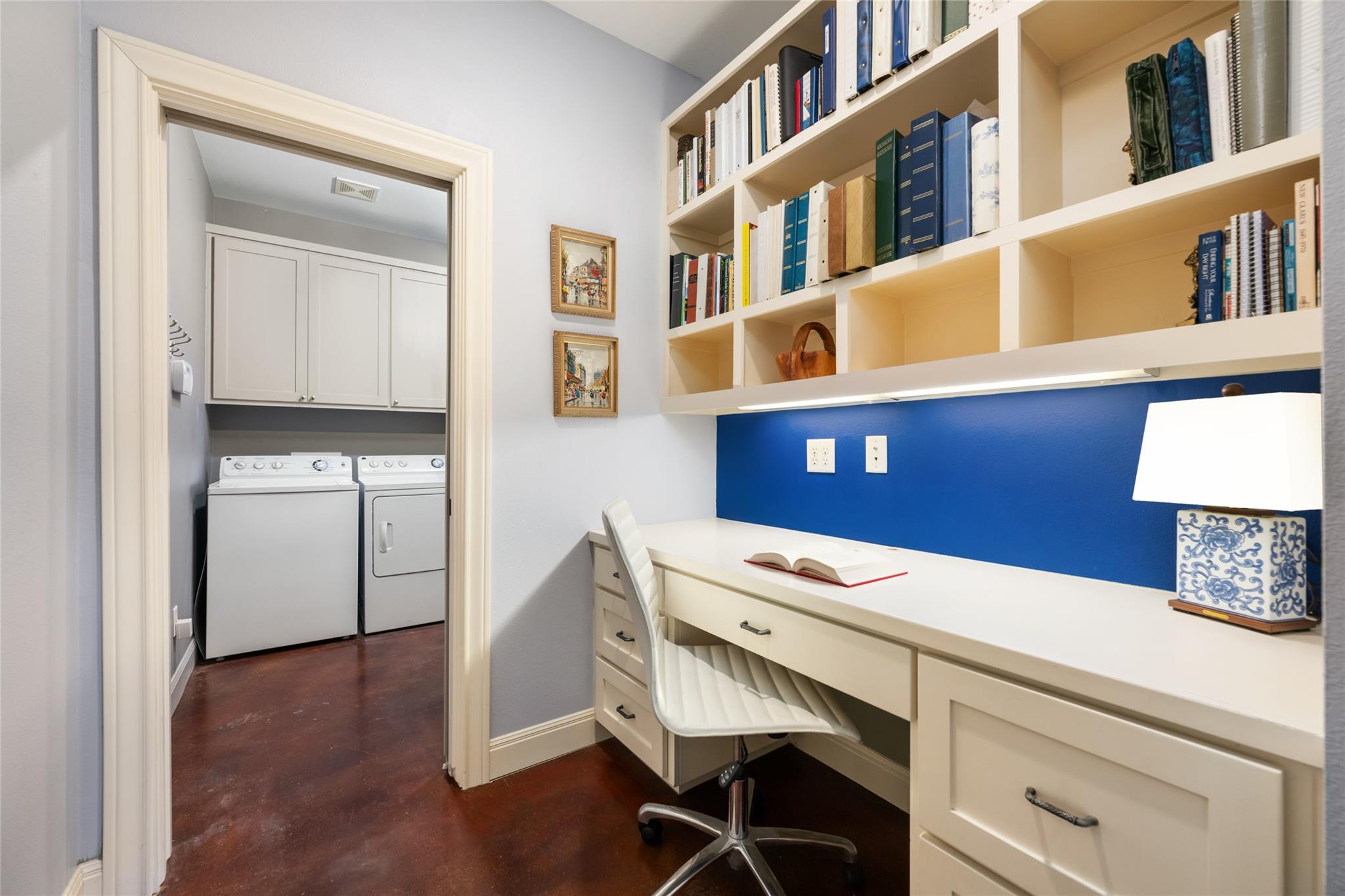 20403 Highland Lake Dr, Lago Vista, TX 78645