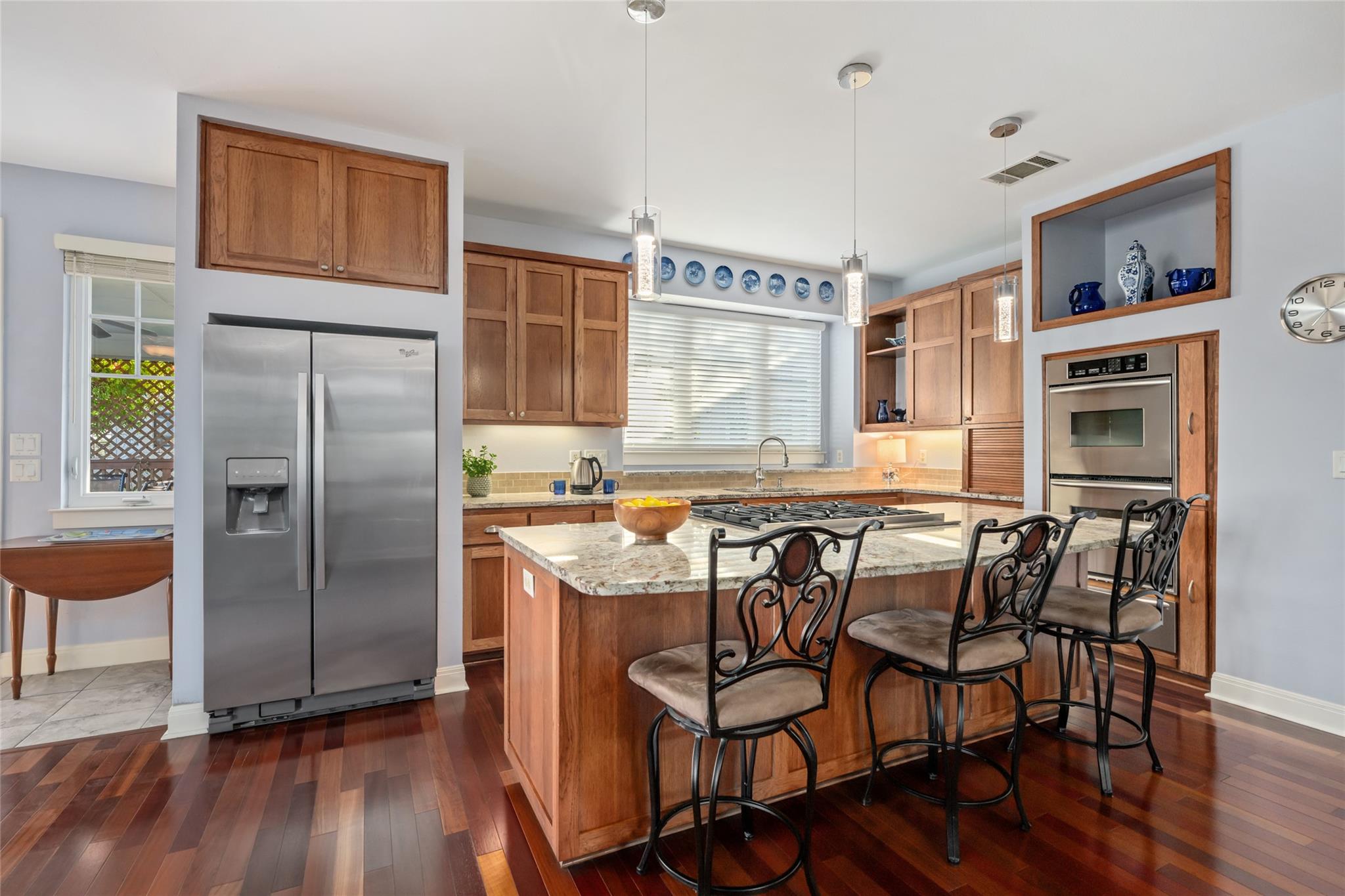 20403 Highland Lake Dr, Lago Vista, TX 78645