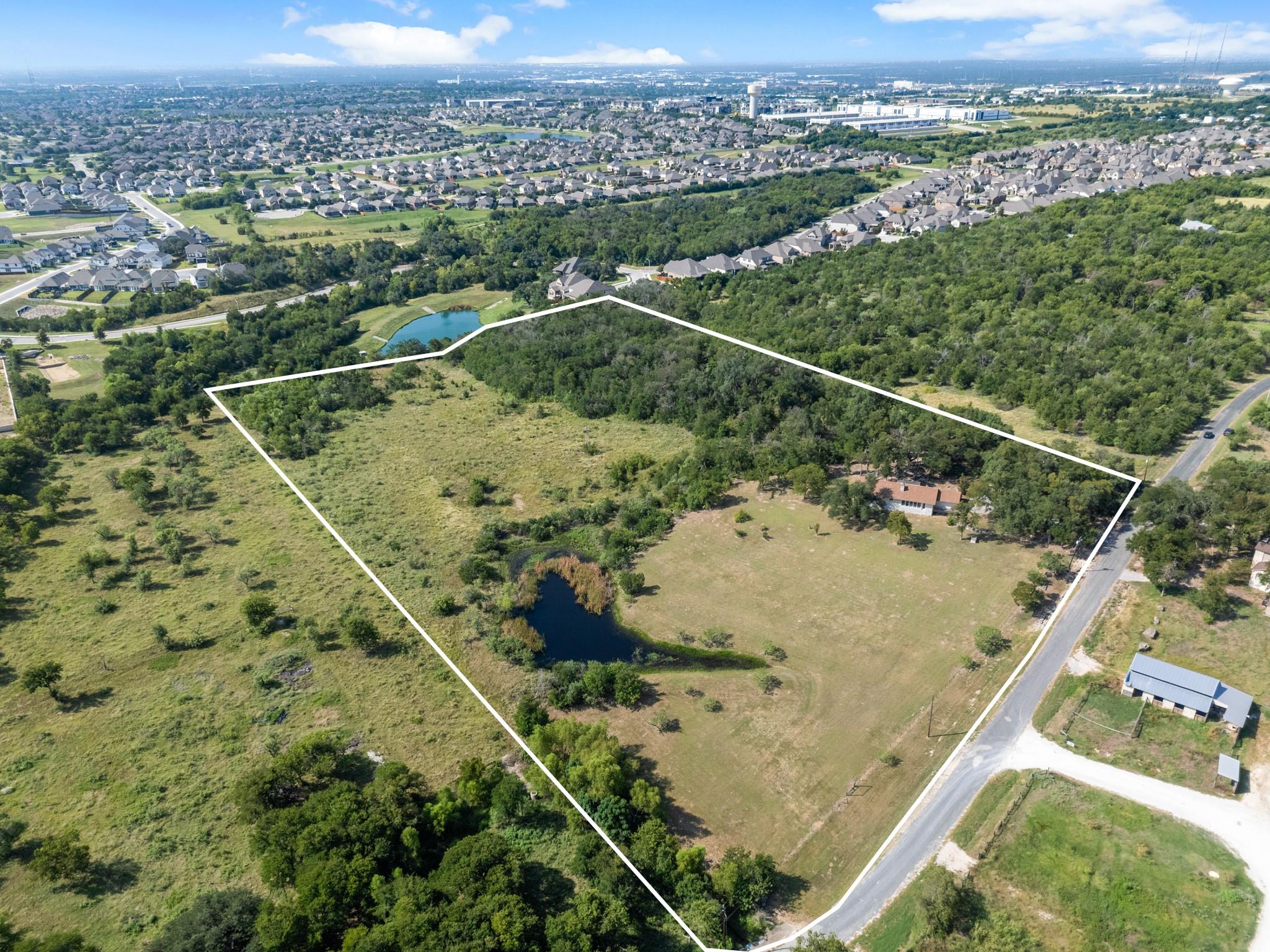 333 County Road 166, Georgetown, TX 78626