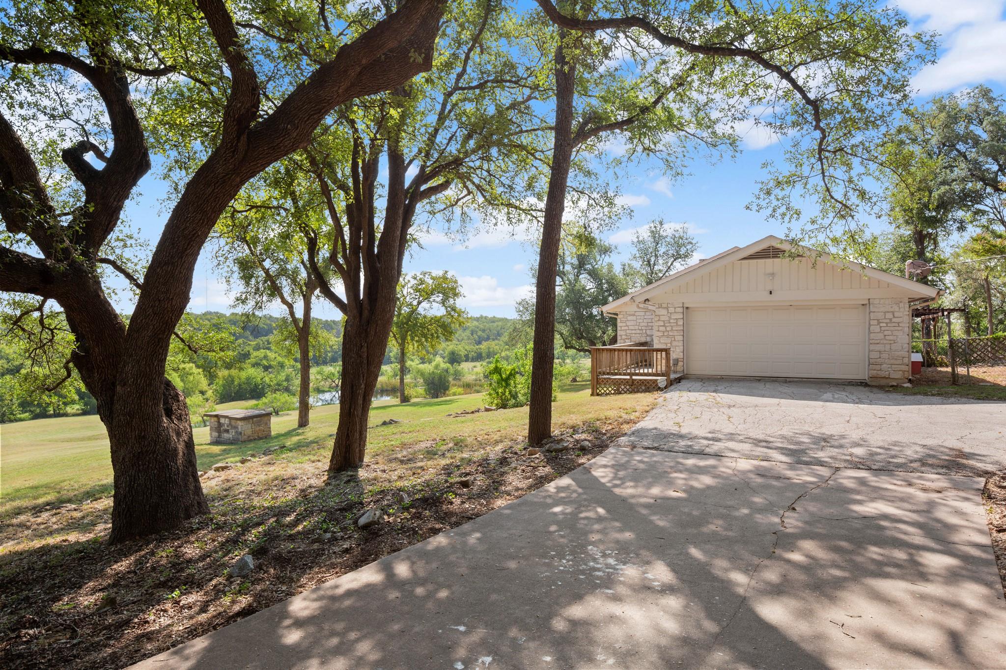 333 County Road 166, Georgetown, TX 78626