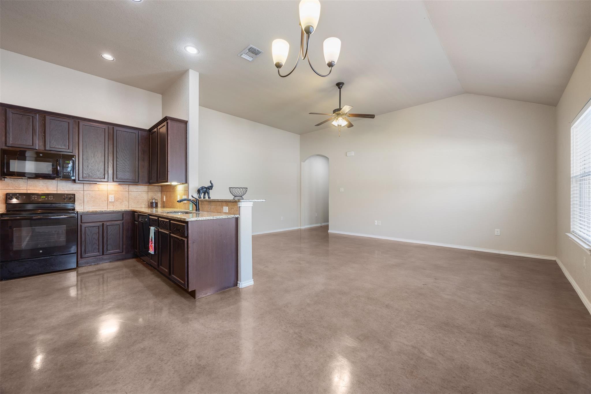 125-127 Joanne Cv, New Braunfels, TX 78130