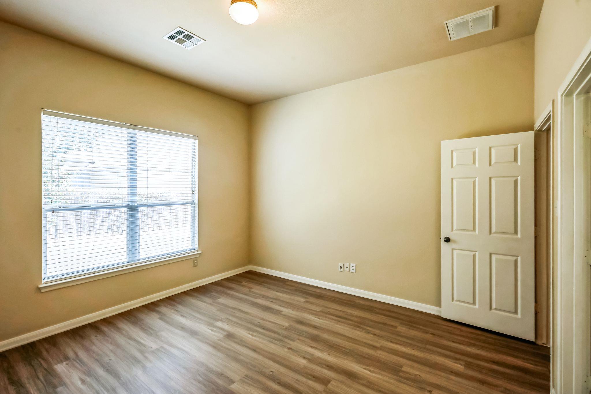 220 Valona Loop, Round Rock, TX 78681