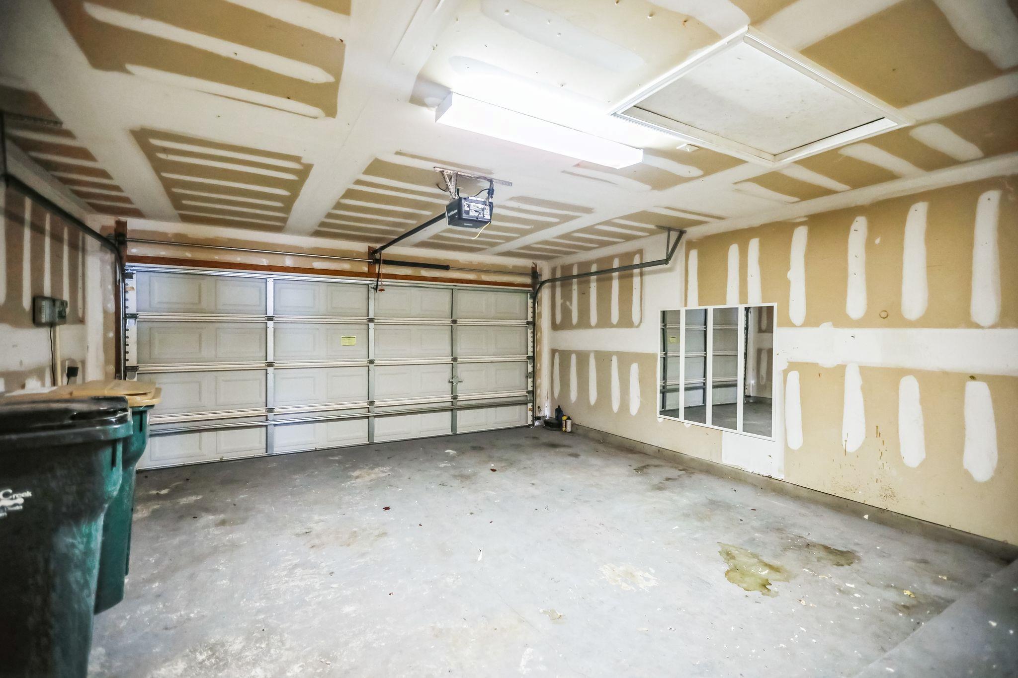 220 Valona Loop, Round Rock, TX 78681