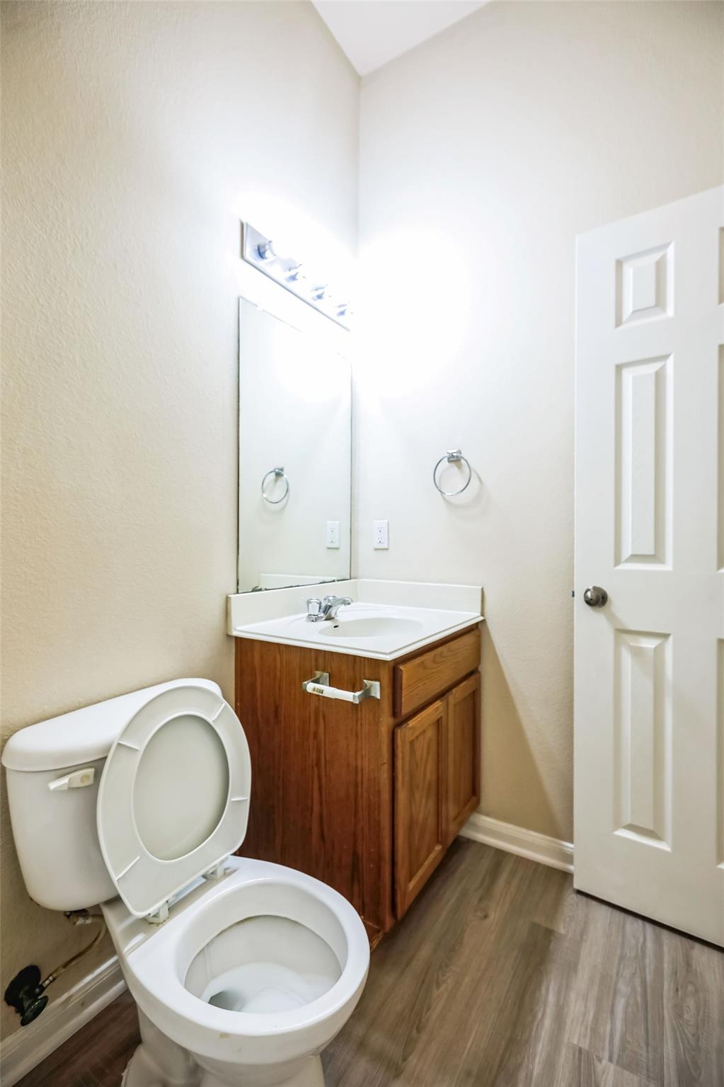 220 Valona Loop, Round Rock, TX 78681