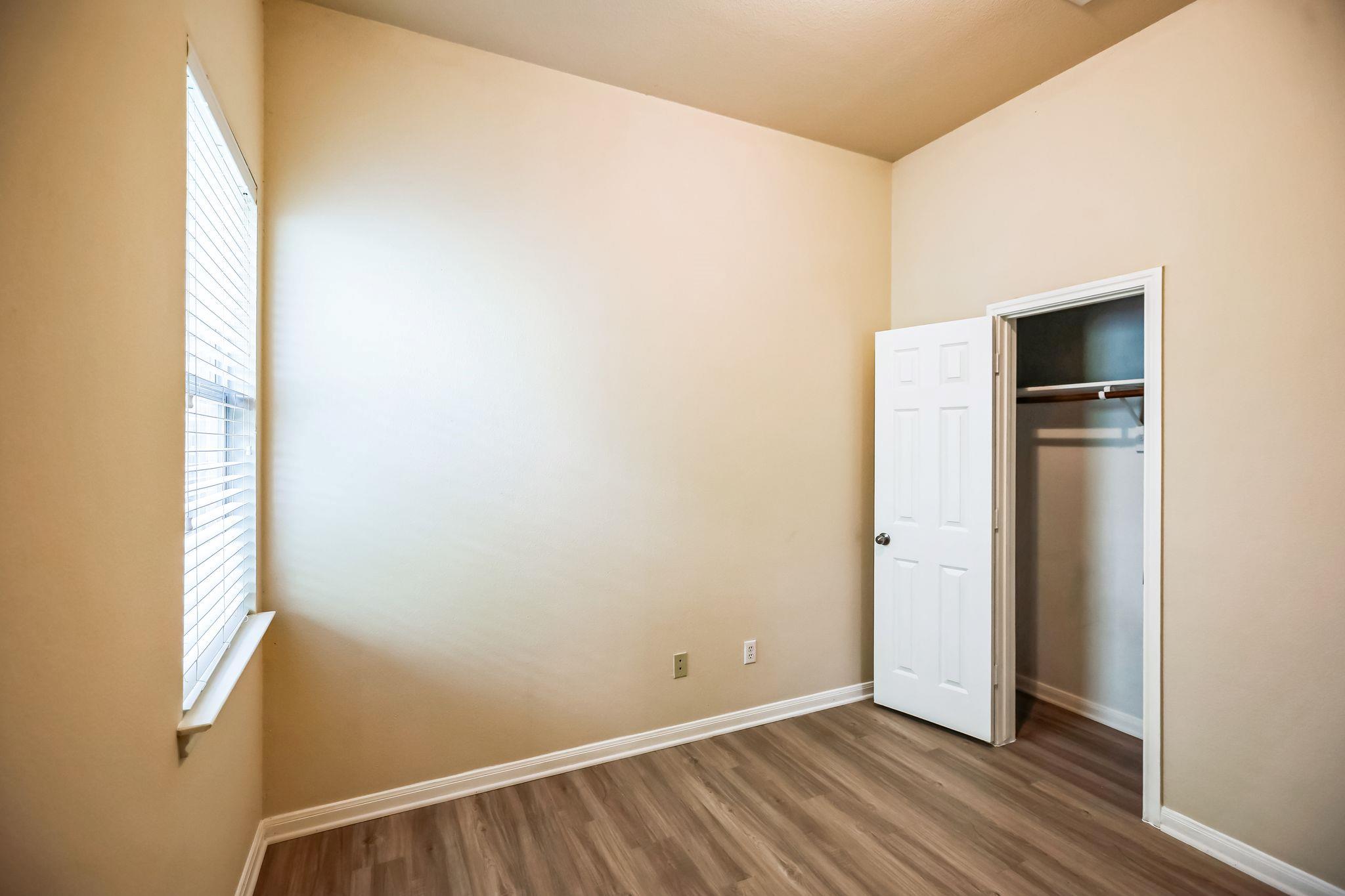 220 Valona Loop, Round Rock, TX 78681