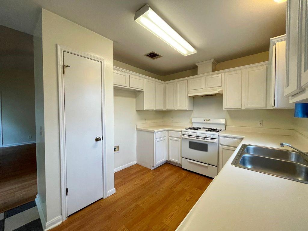 205 Juniper St, Georgetown, TX 78626