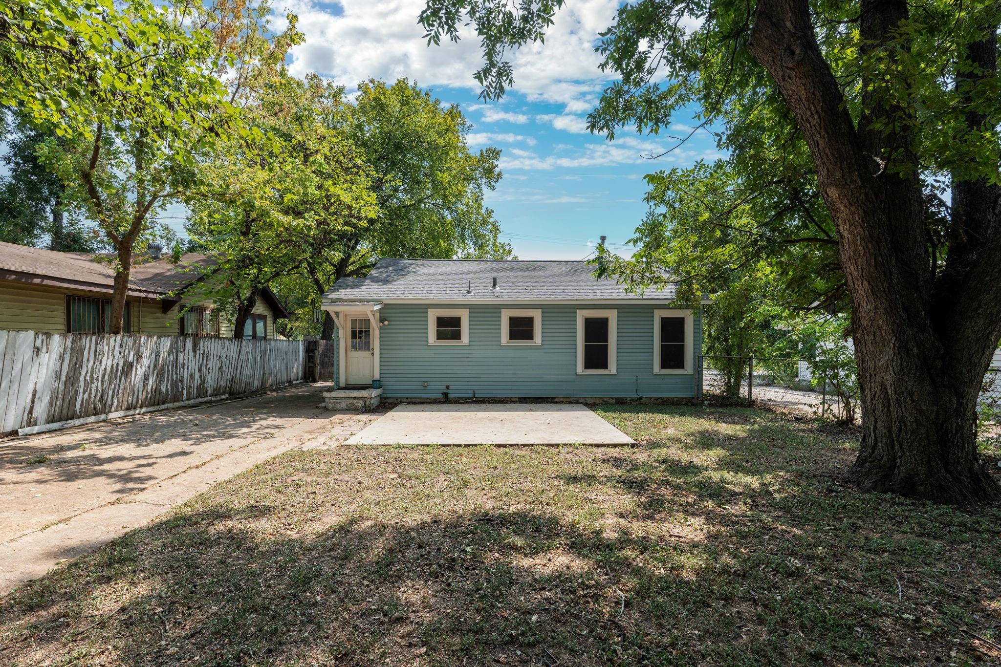 746 Springdale. Rd, Austin, TX 78702