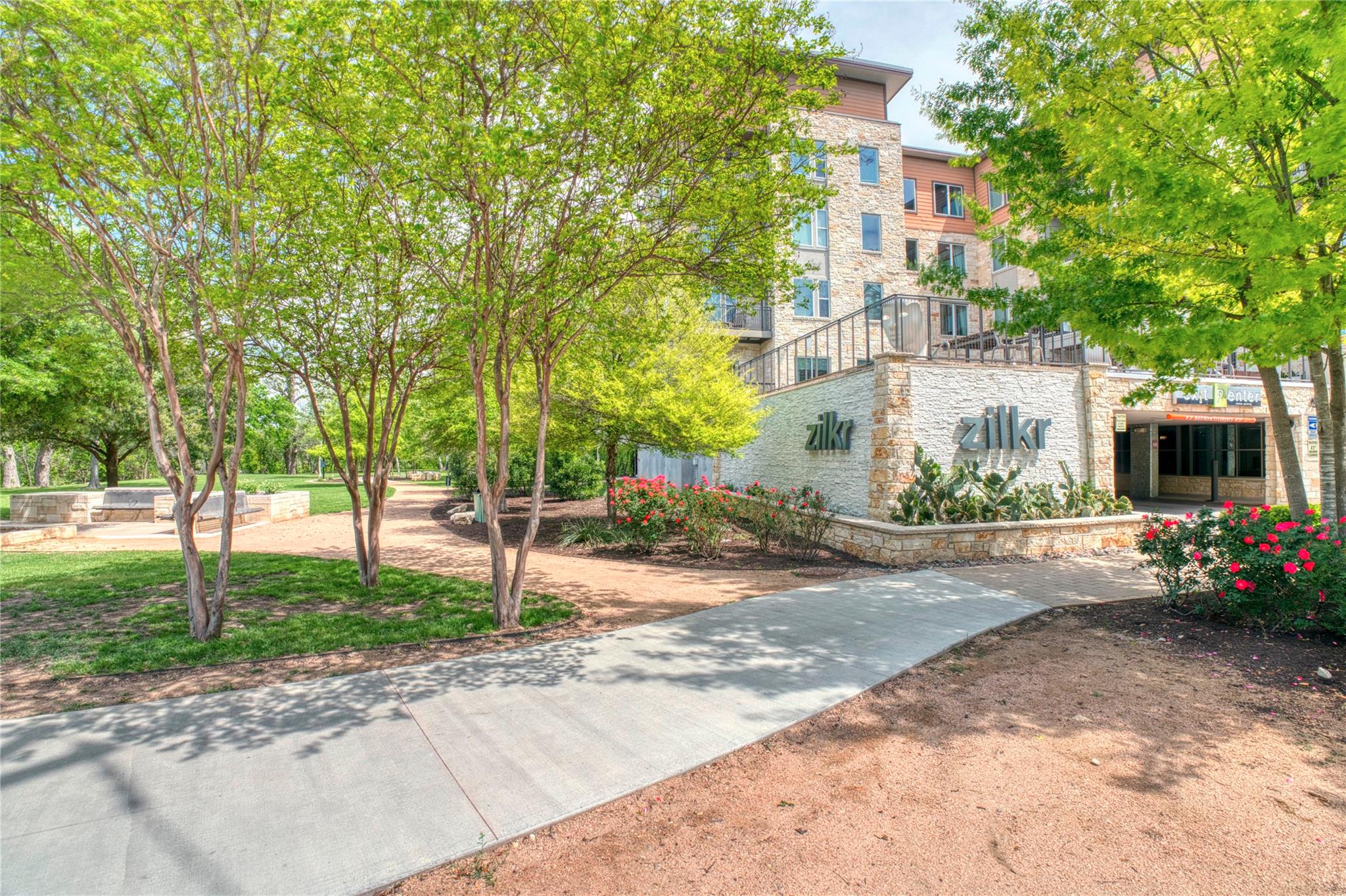 1900 Barton Springs Rd # 5033, Austin, TX 78704