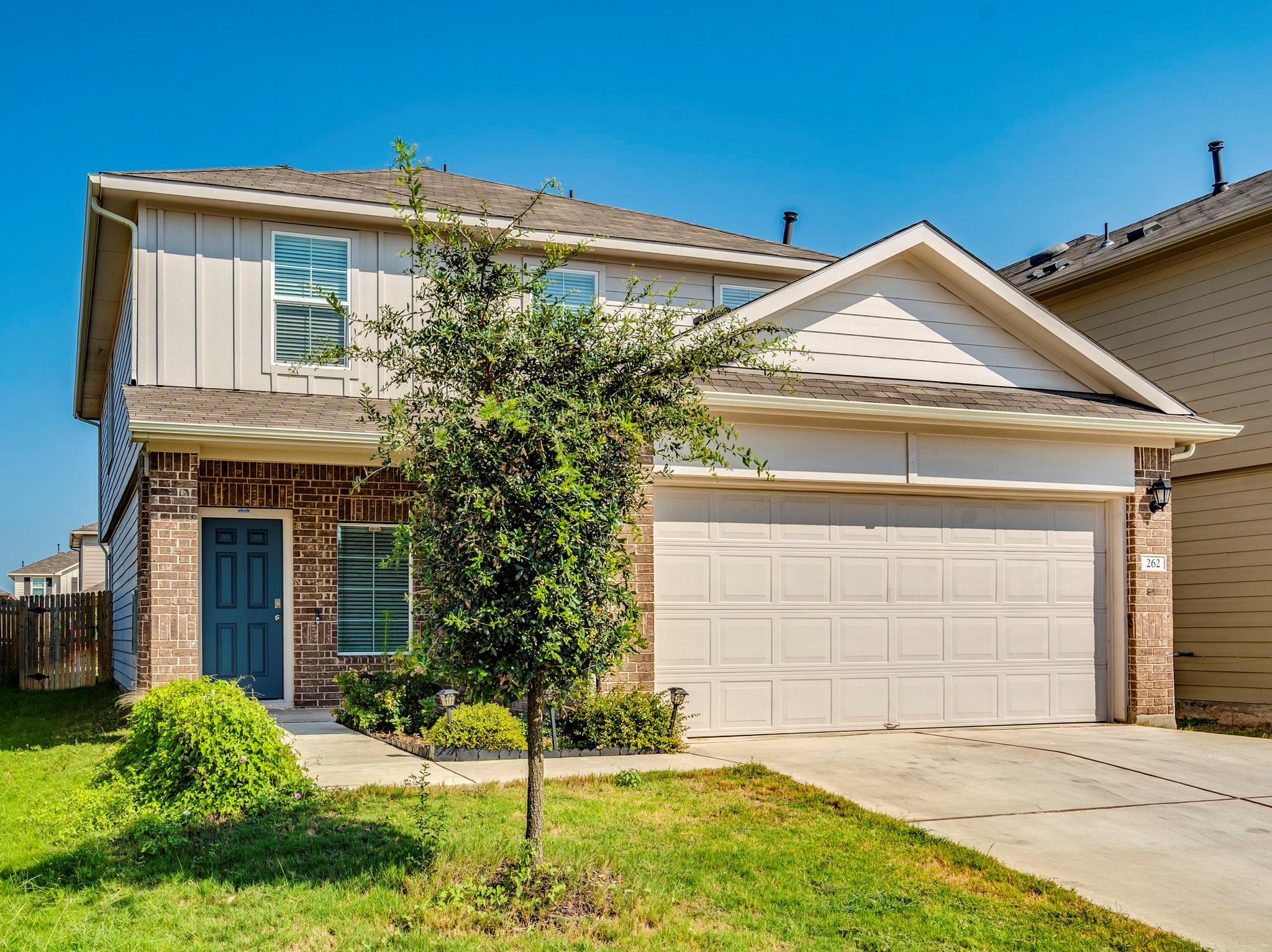 262 Harvest Creek Dr, Uhland, TX 78640