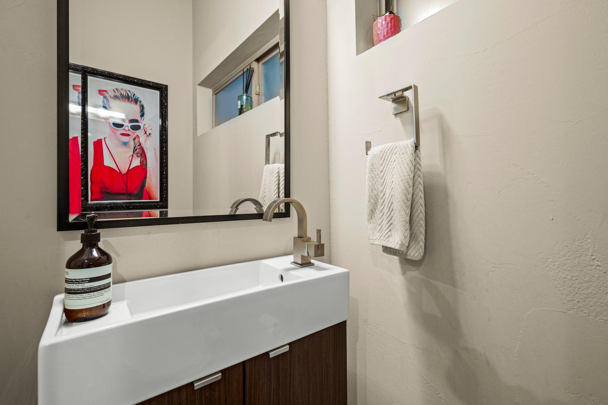 3005 E Martin Luther King Jr Blvd, Austin, TX 78702